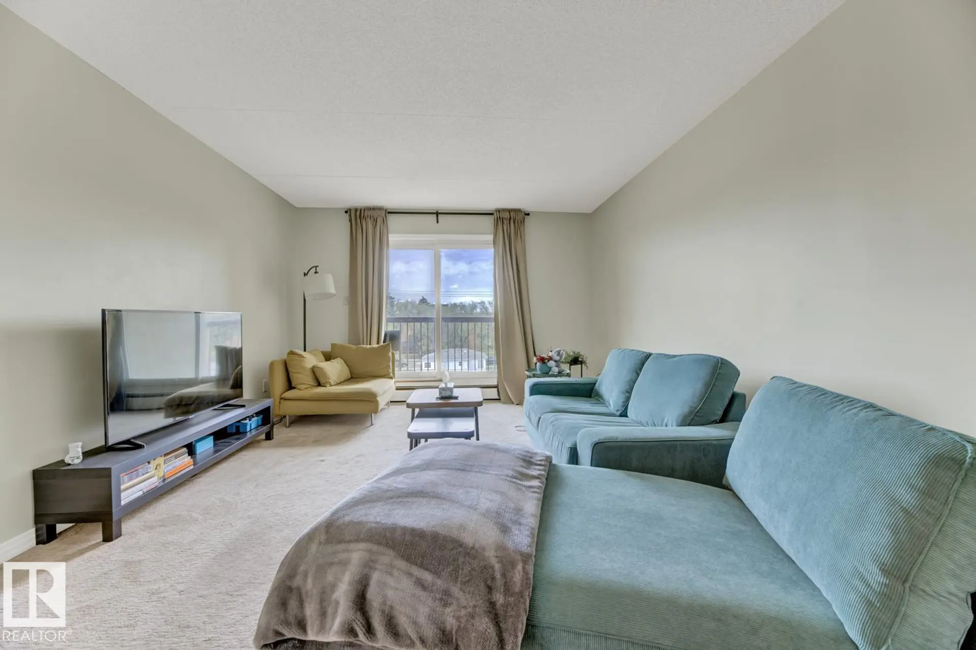 #404 11026 106 ST NW - Image 3