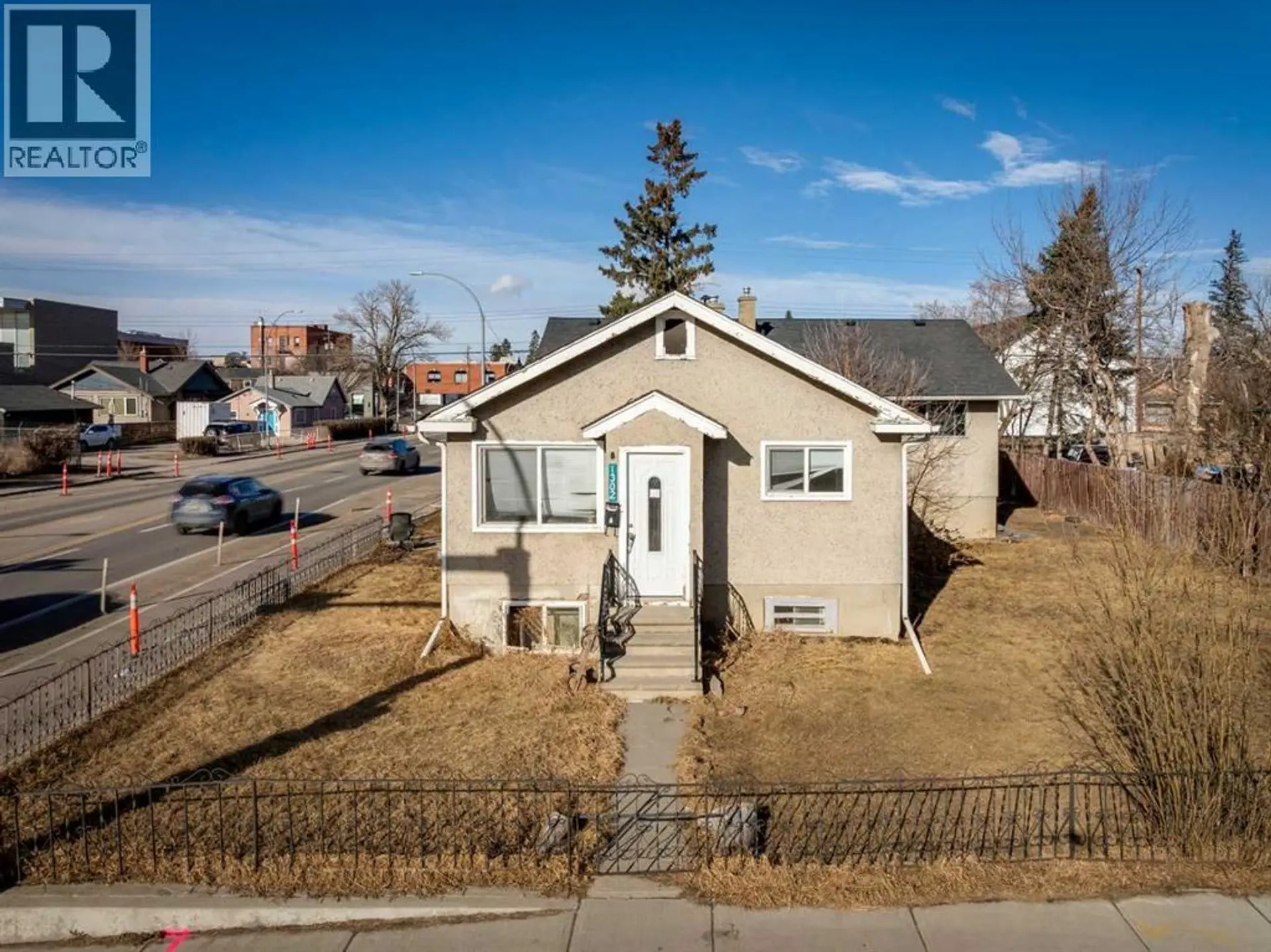 Property at 1302 11 AVENUE SE, Calgary, AB