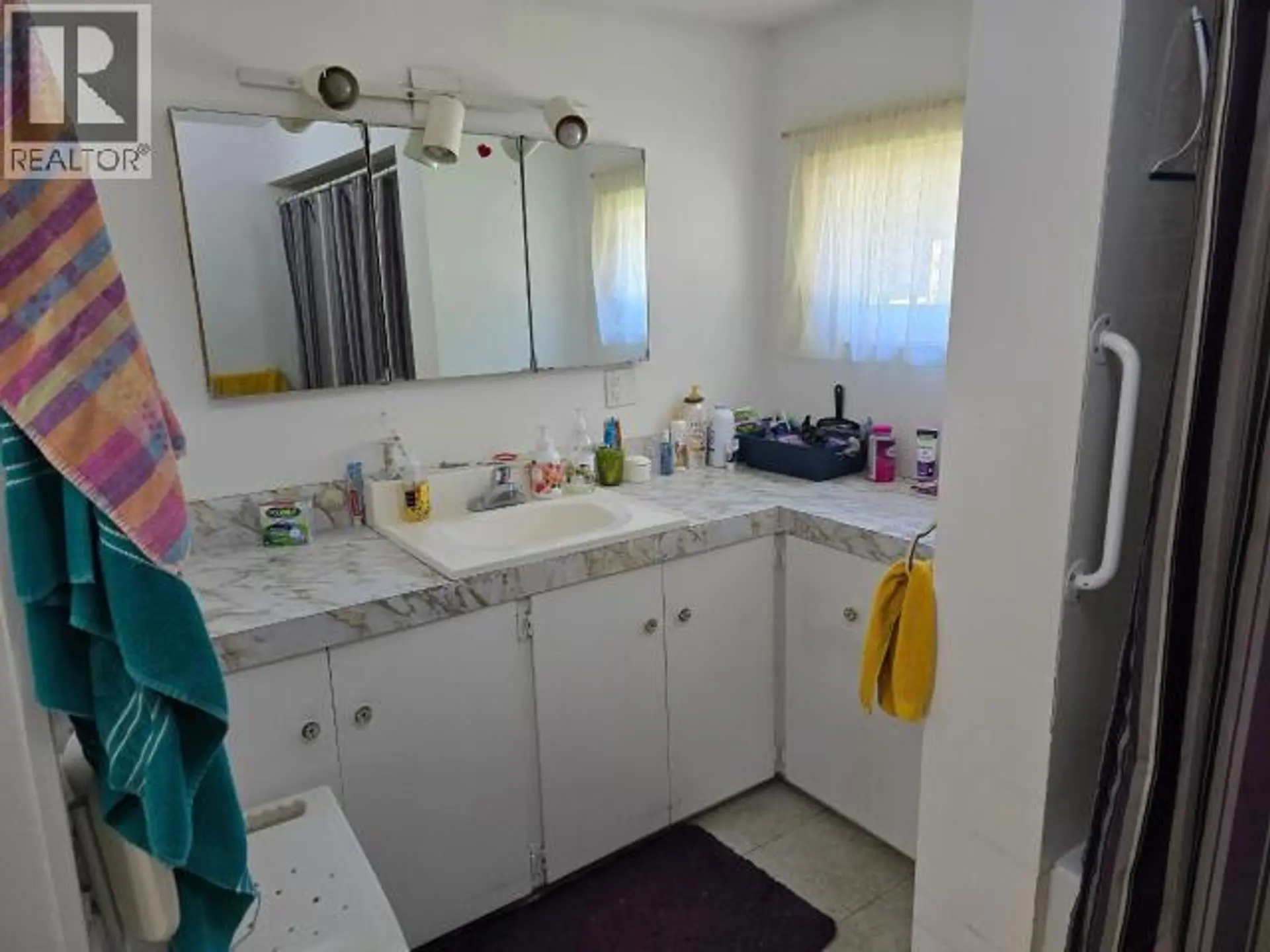 Property at 5287 MCGUFFIE AVE, Powell River, BC