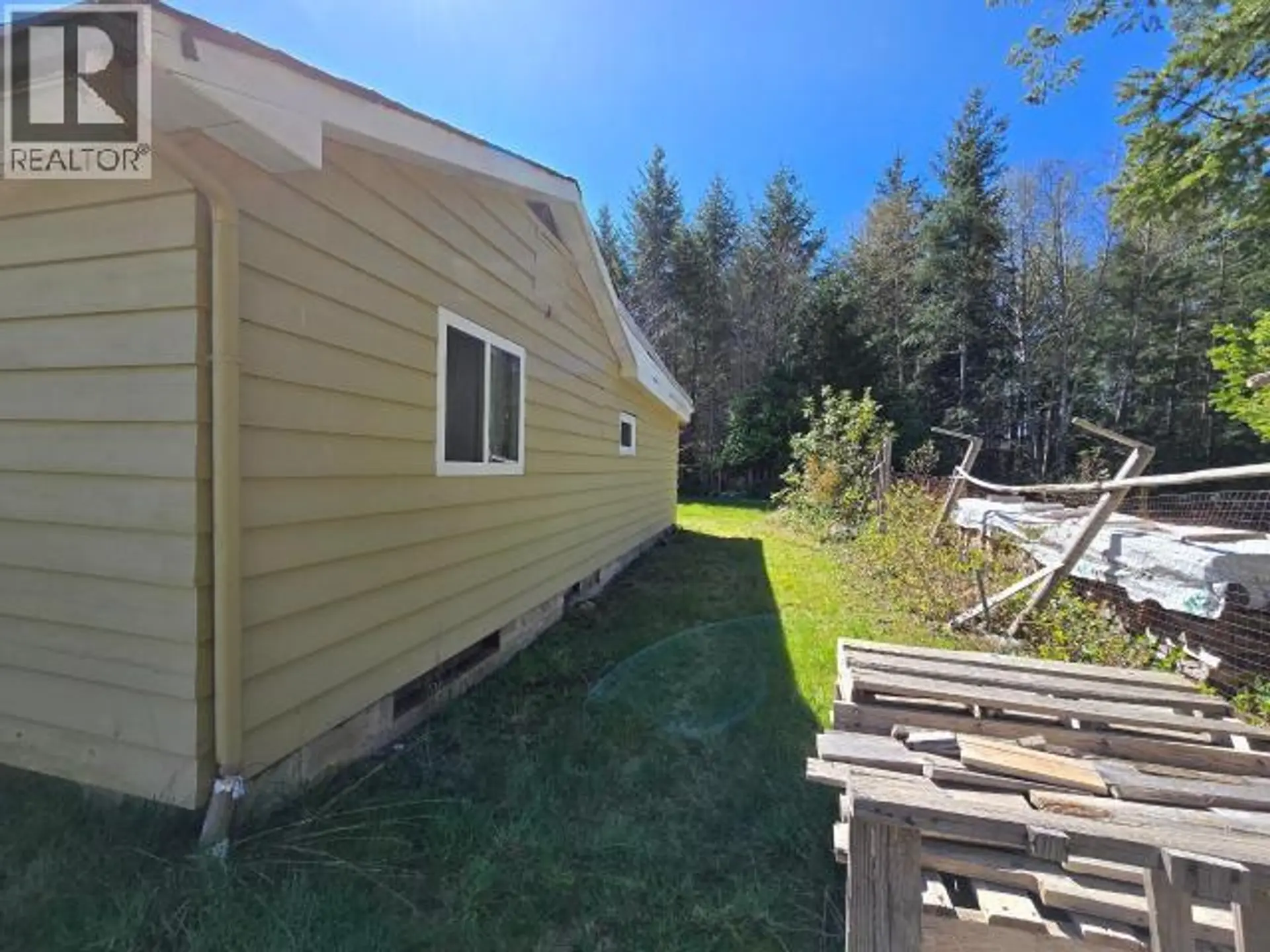 Property at 5287 MCGUFFIE AVE, Powell River, BC