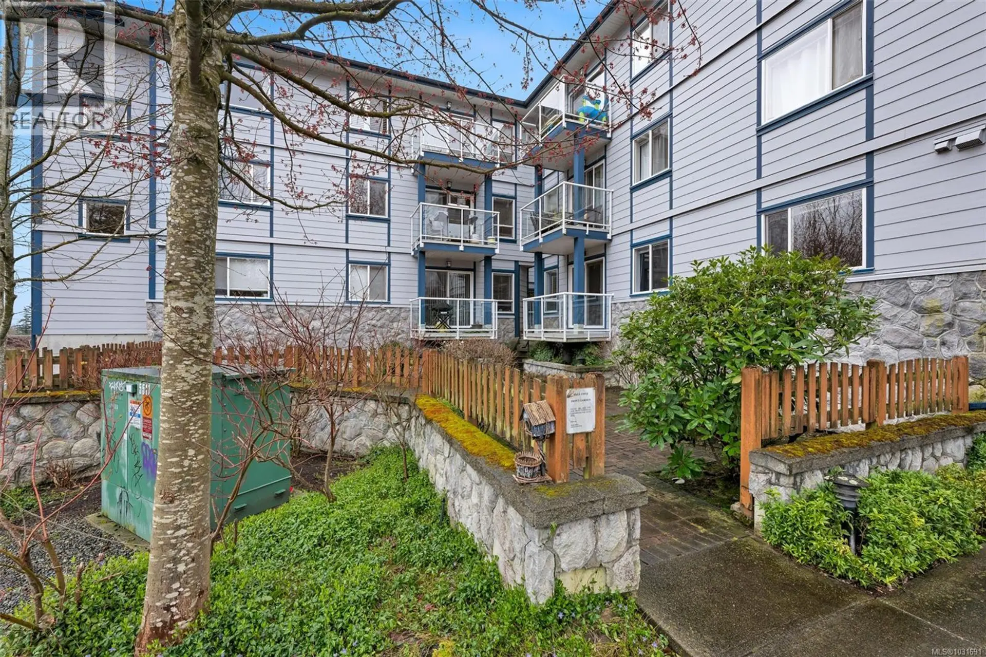 Property at #211 383 WALE RD, Colwood, BC