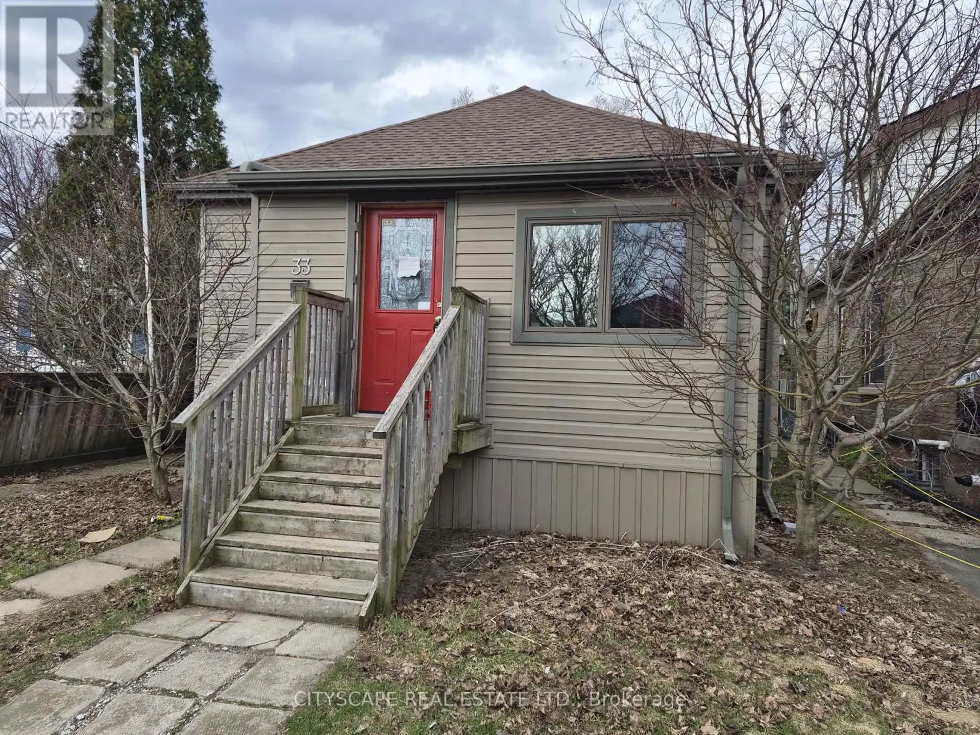 33 GLENWOOD AVENUE - Image 1
