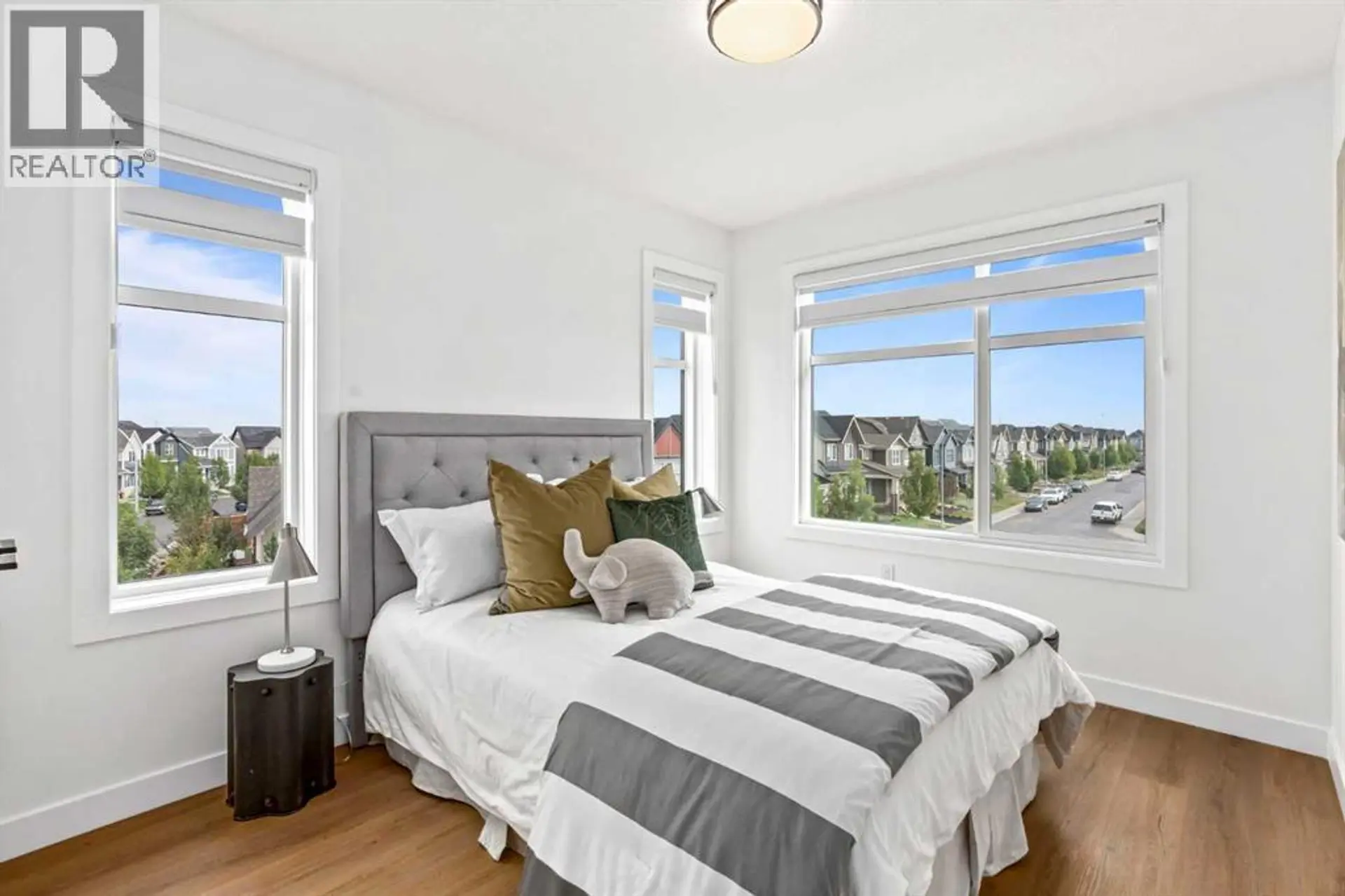 #404 200 BELVEDERE BOULEVARD SE - Image 14