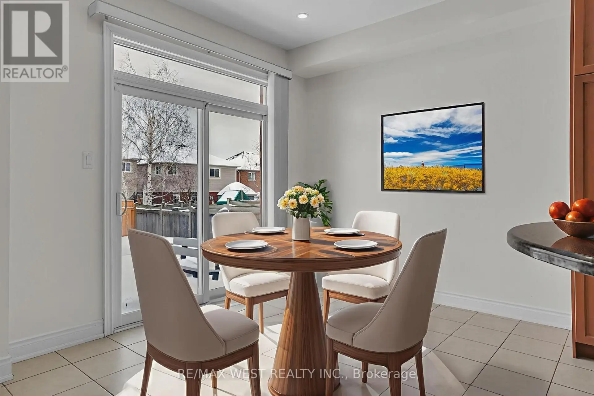 146 SANDRINGHAM DRIVE - Image 5