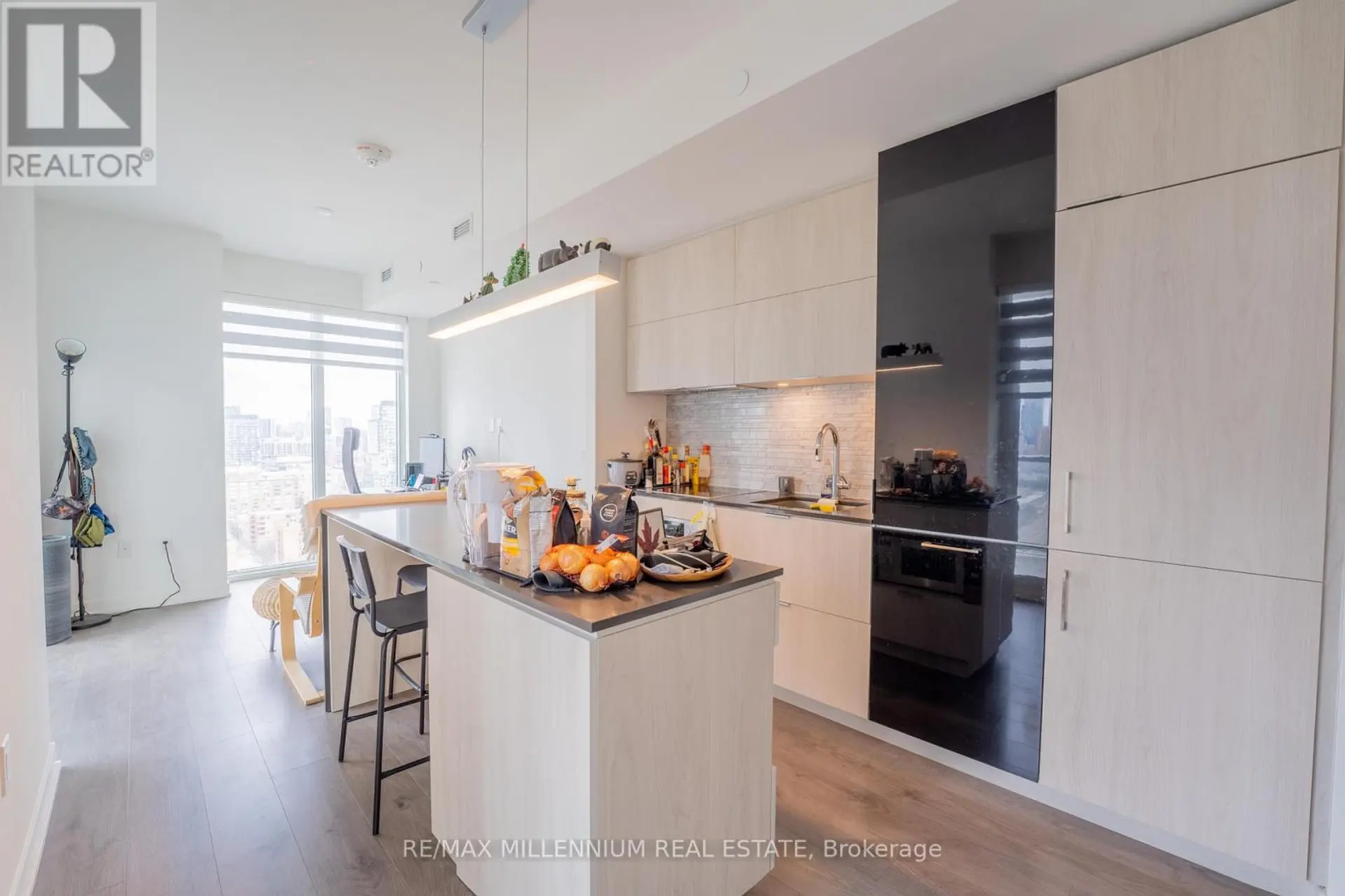 #1808 20 RICHARDSON STREET - Image 11