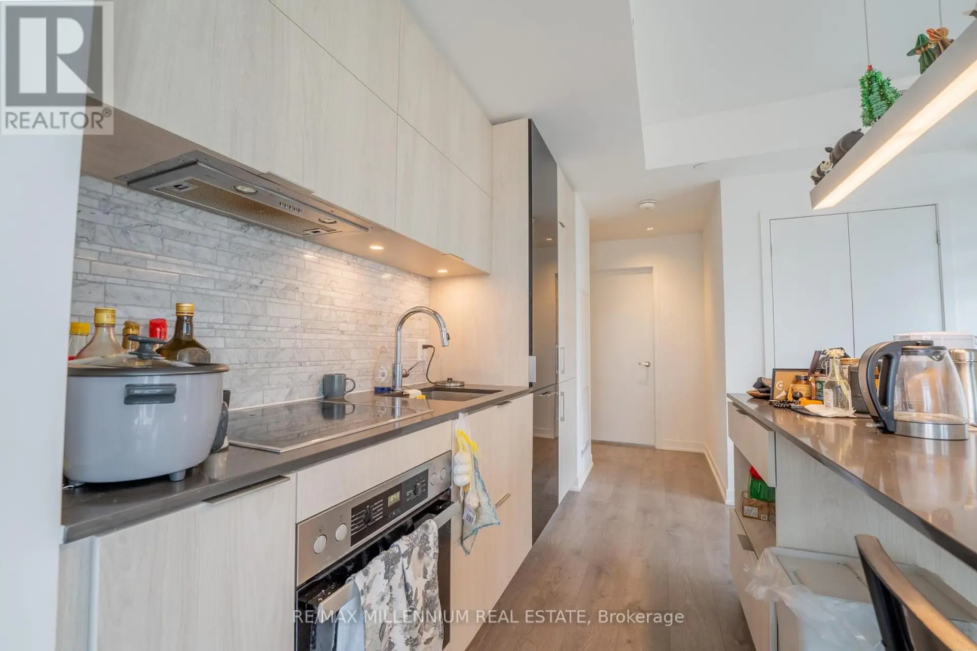 #1808 20 RICHARDSON STREET - Image 15