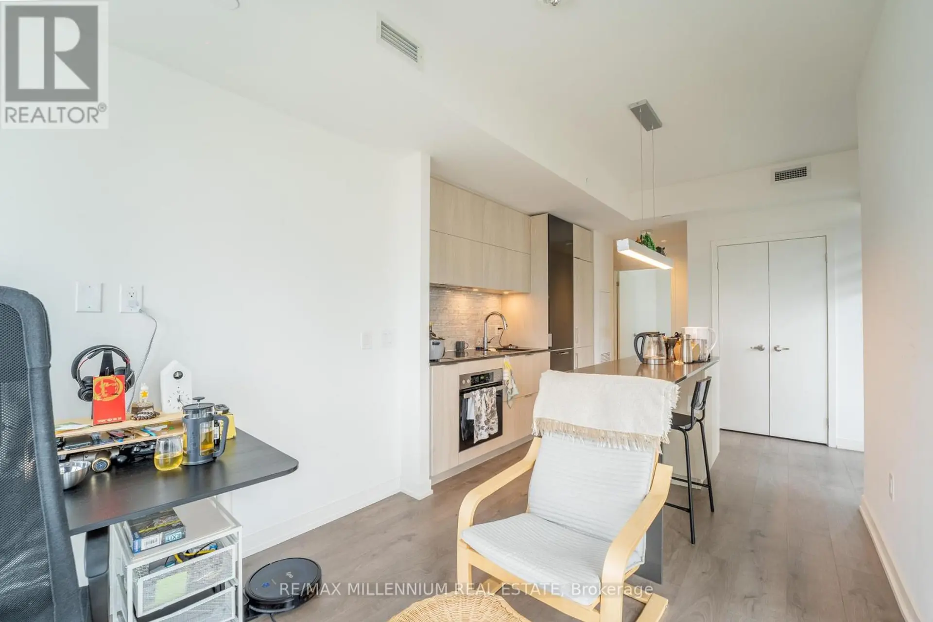 #1808 20 RICHARDSON STREET - Image 7