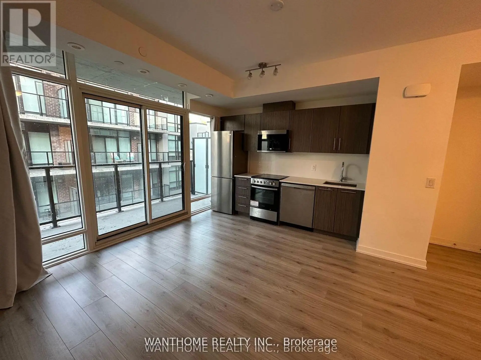 #15 861 SHEPPARD AVENUE W - Image 3