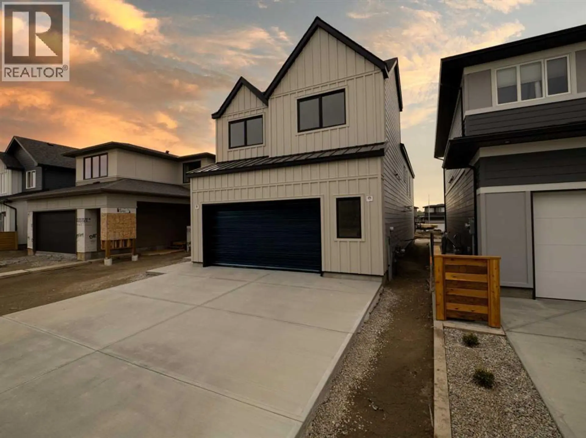 681 Devonia Road W - Image 3