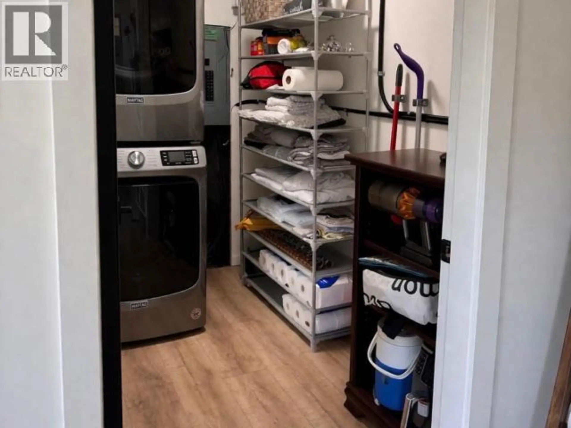 Property at 6928 QUESNEL STREET, Powell River, BC