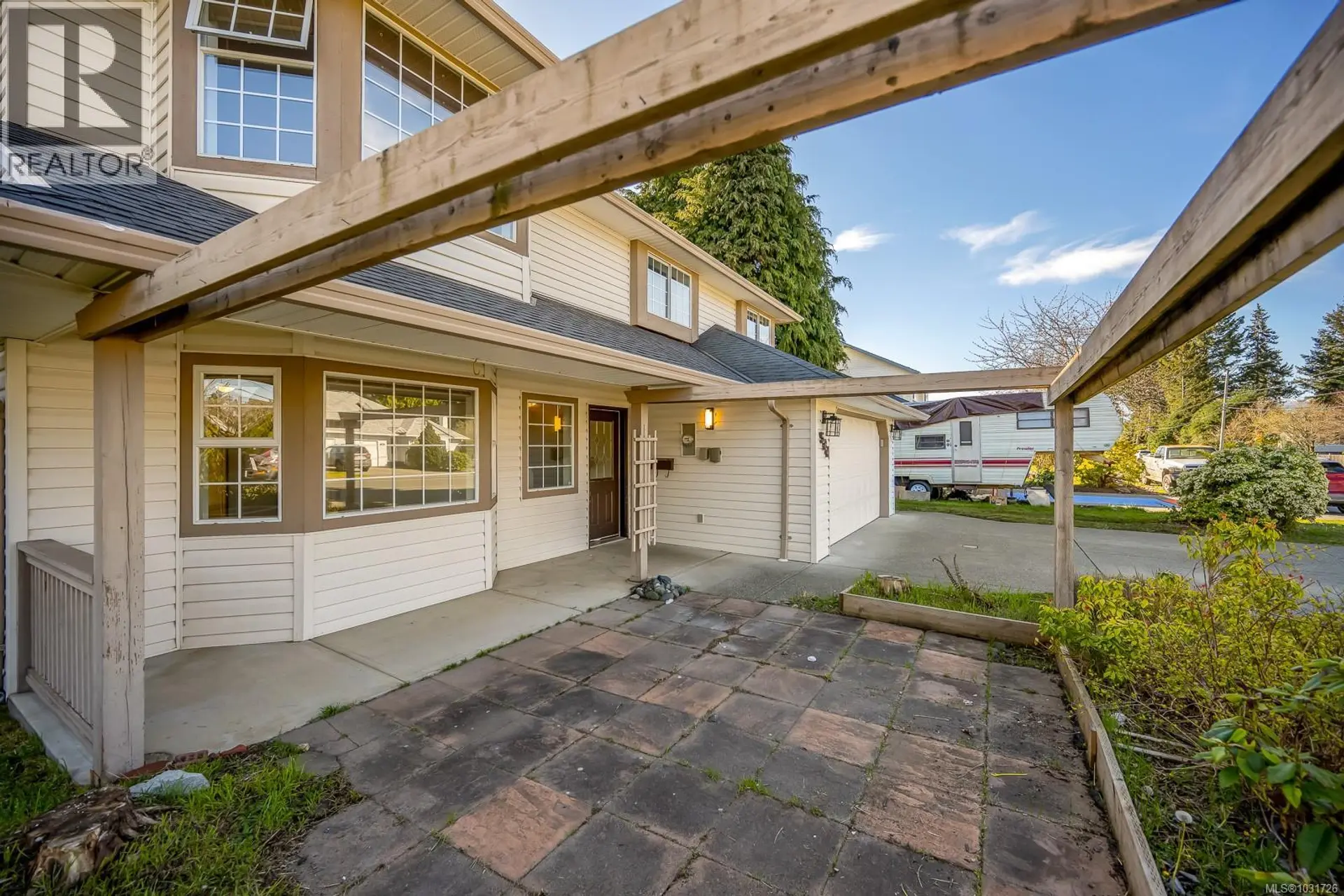 Property at 584 TORRENCE RD, Comox, BC