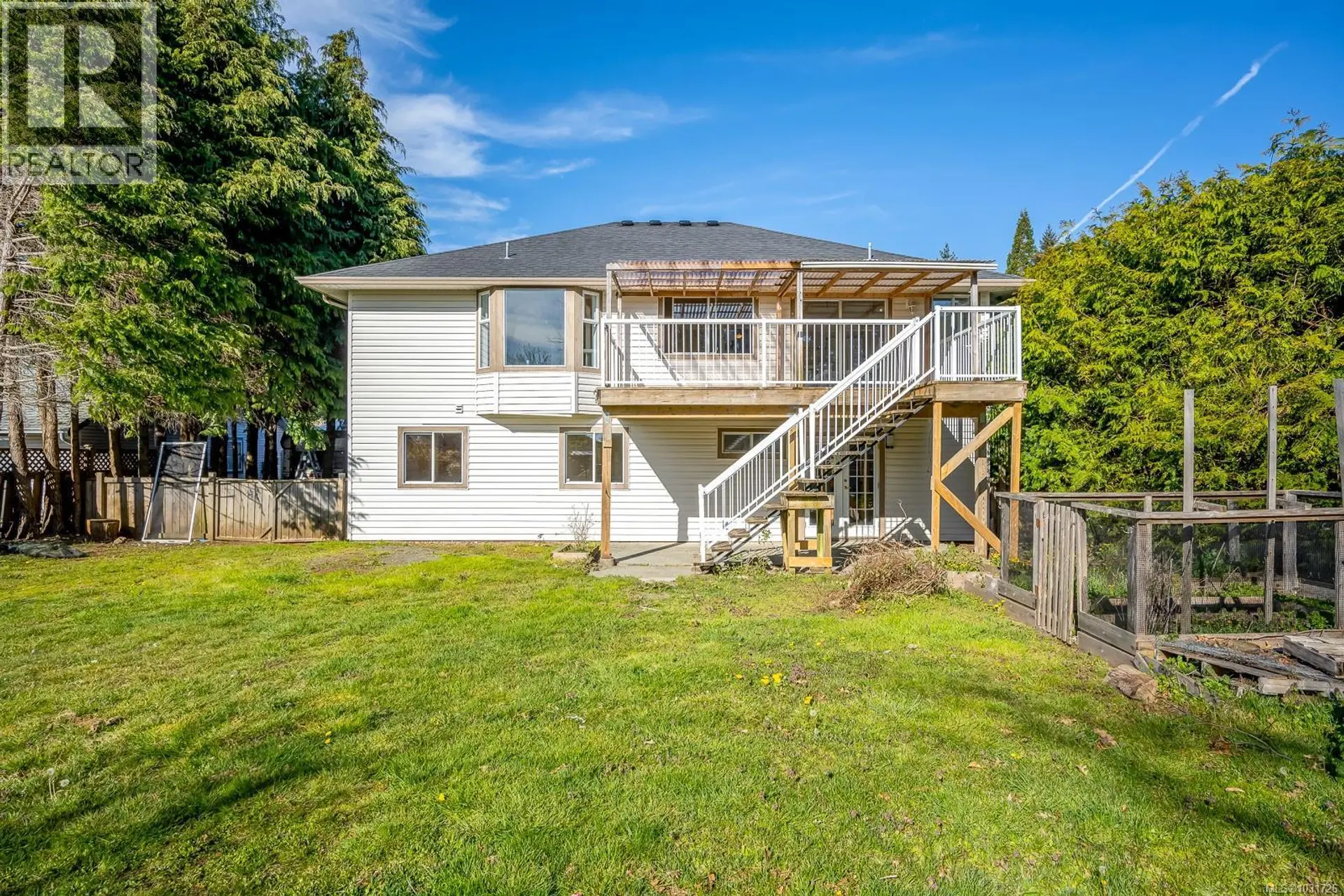 Property at 584 TORRENCE RD, Comox, BC