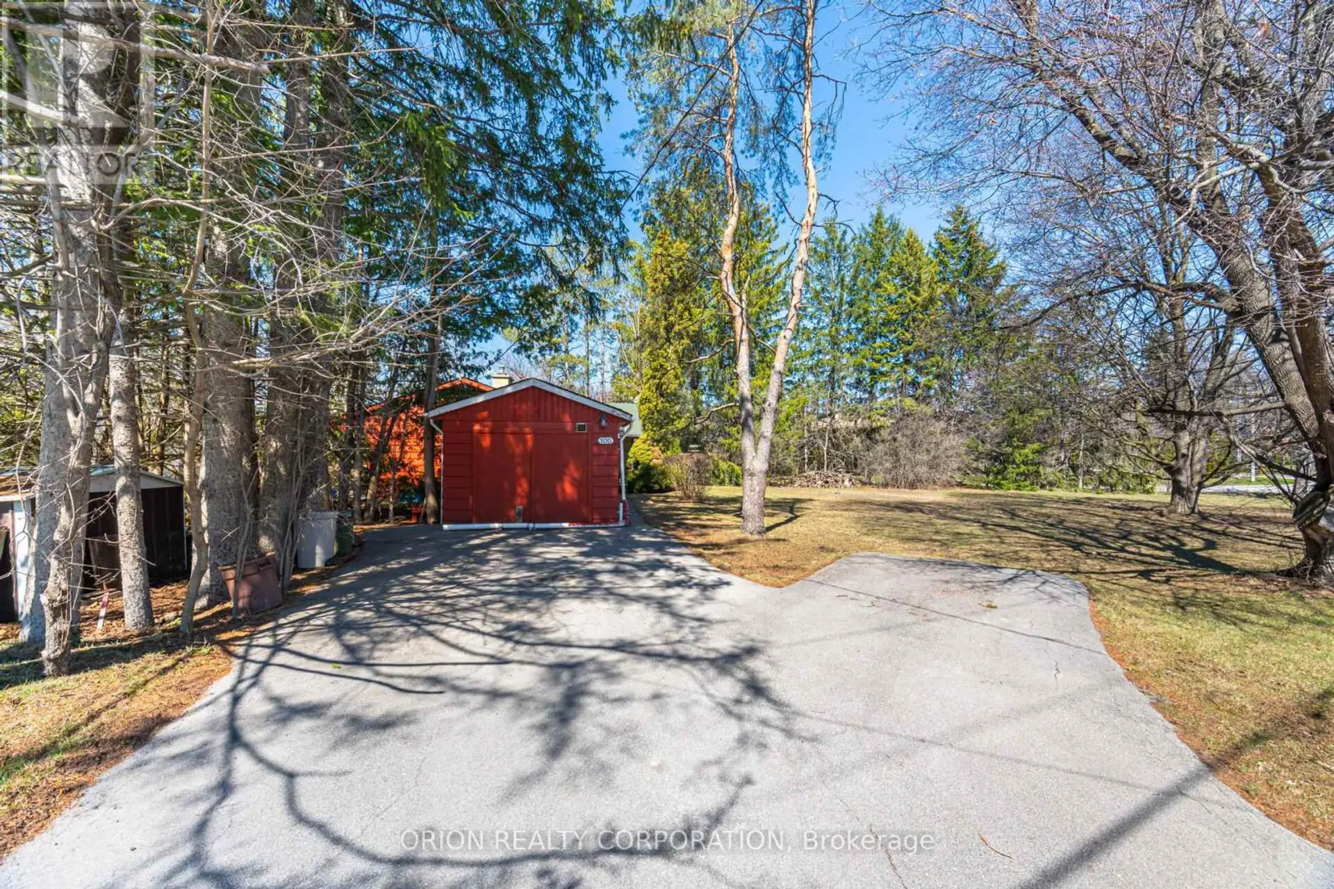 100 WESTWOOD LANE - Image 11