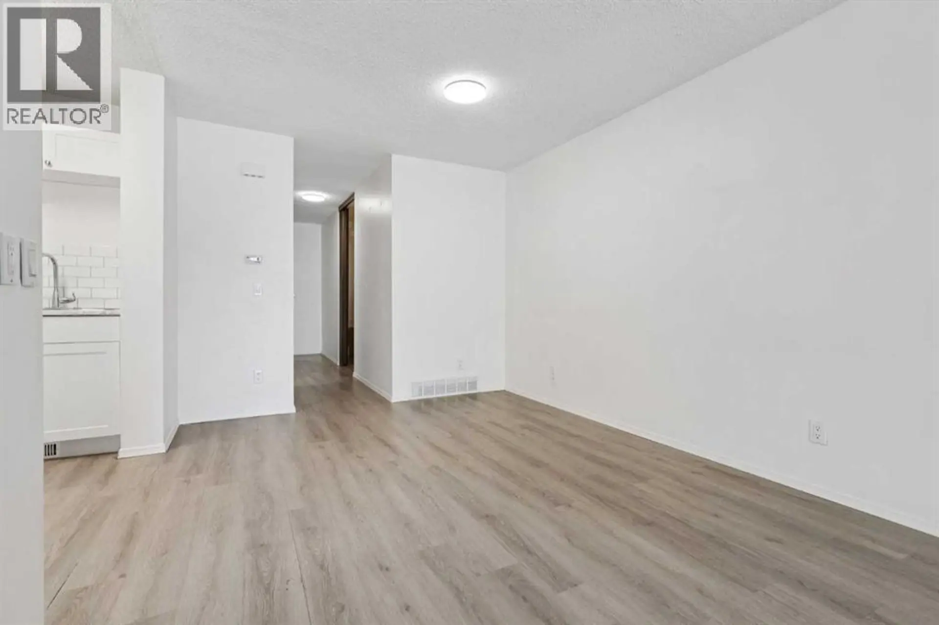 Property at #1411 3500 VARSITY DRIVE NW, Calgary, AB