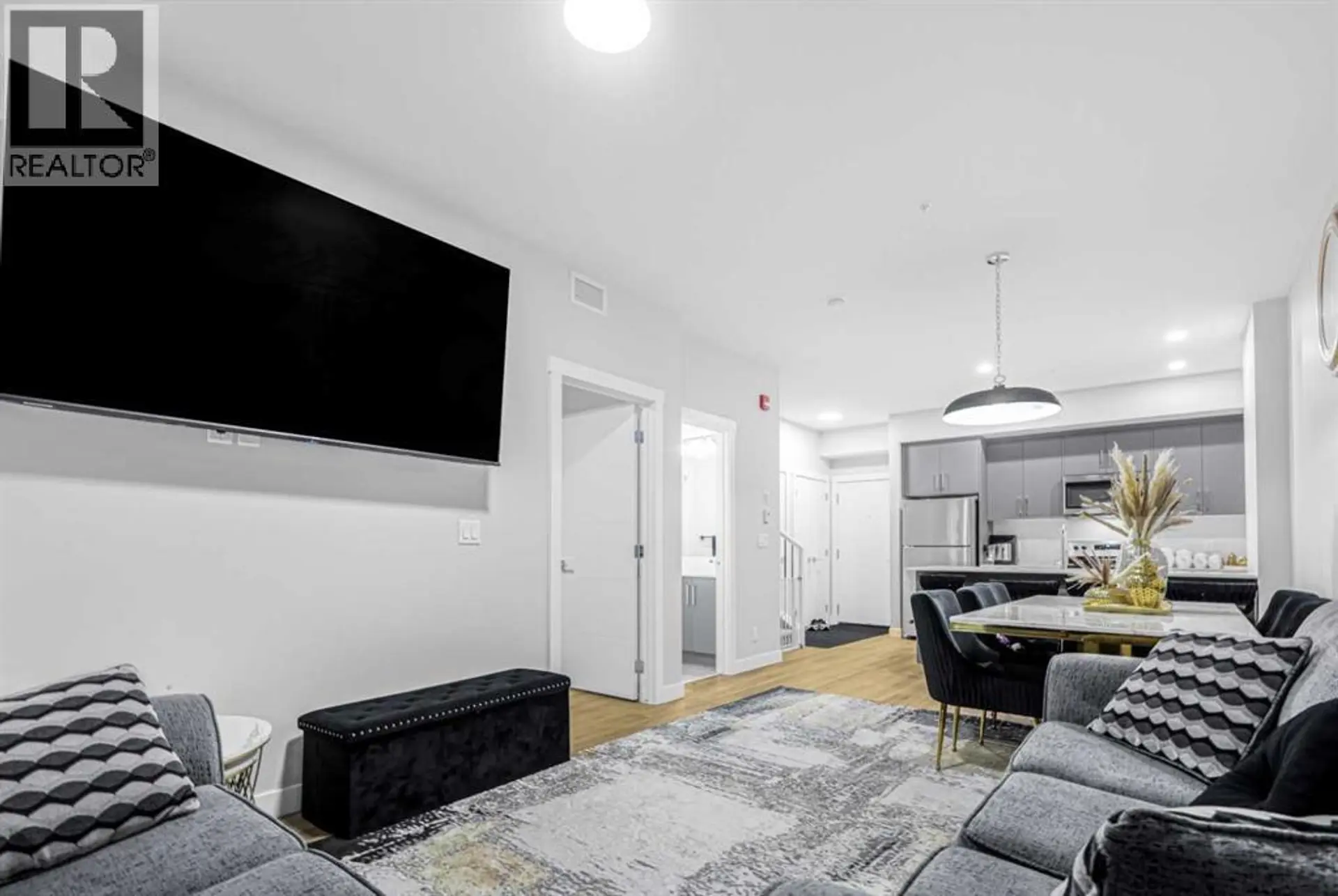 #2226 151 SKYVIEW BAY NE - Image 5
