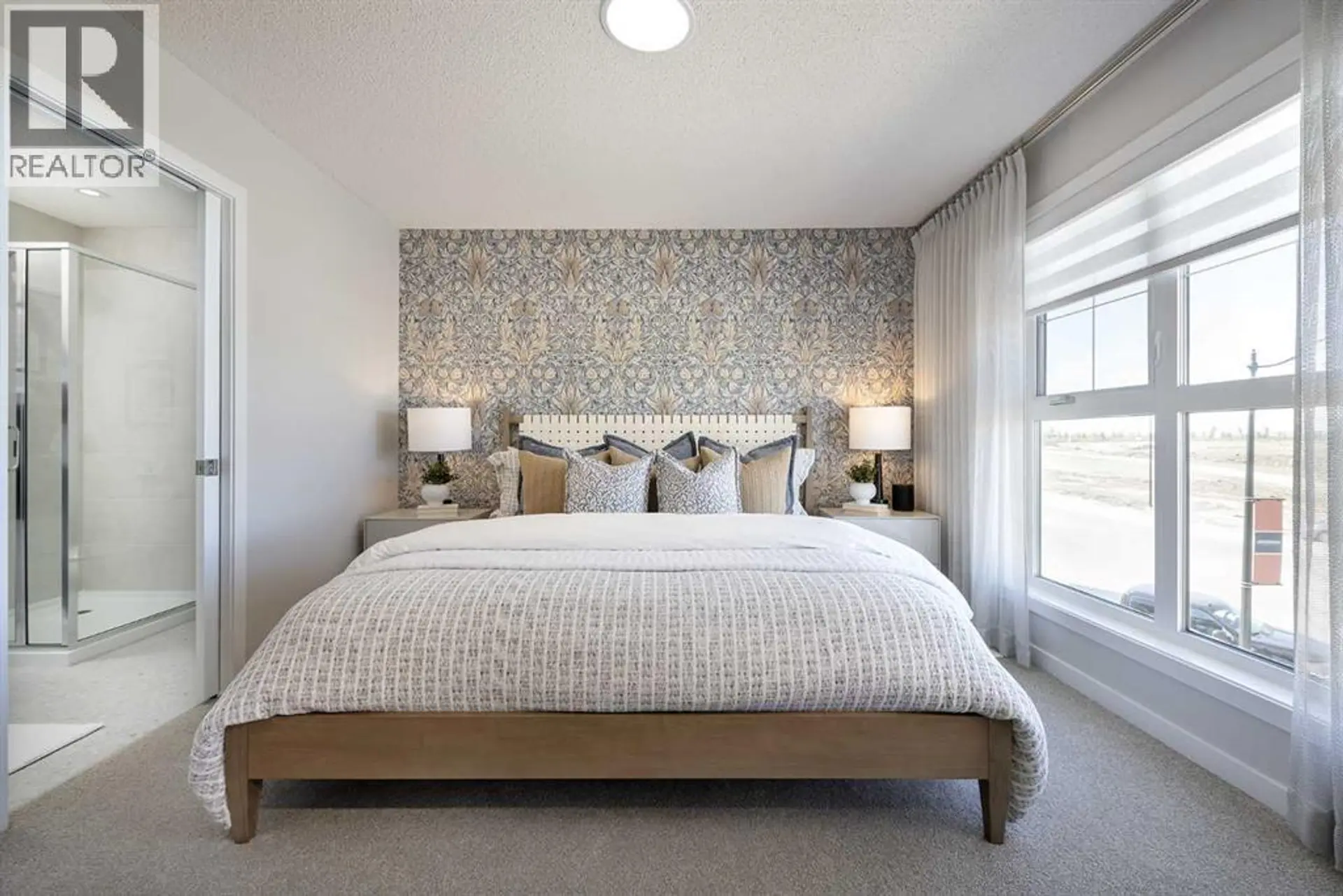 74 MAGNOLIA STREET SE - Image 3