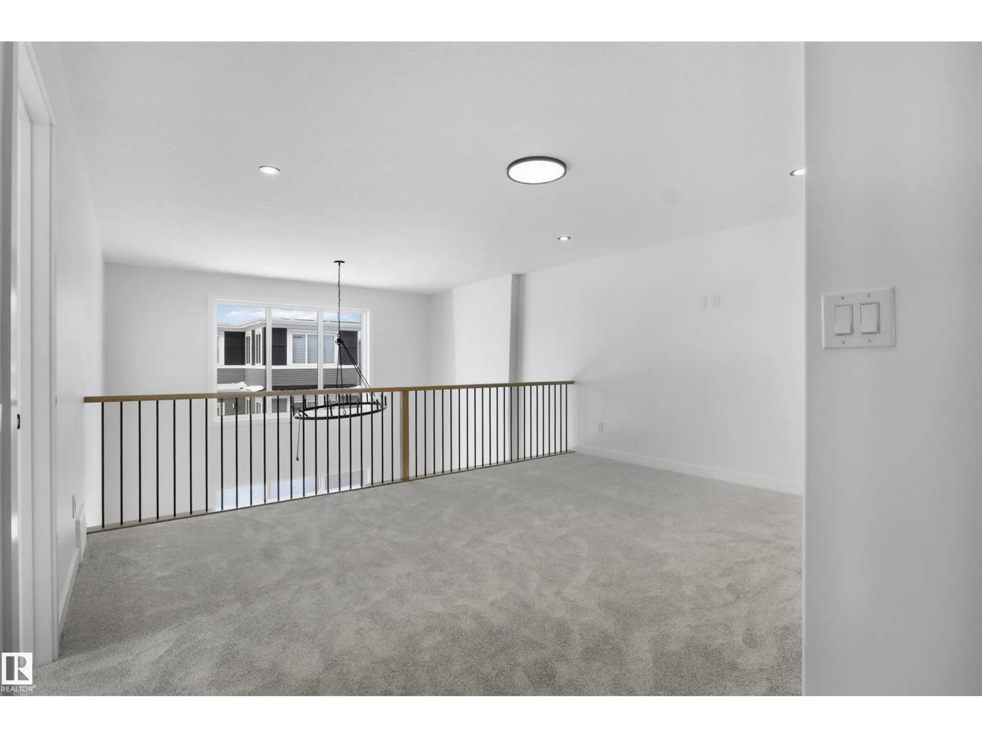 Property at 3304 CHICKADEE DRIVE NW, Edmonton, AB