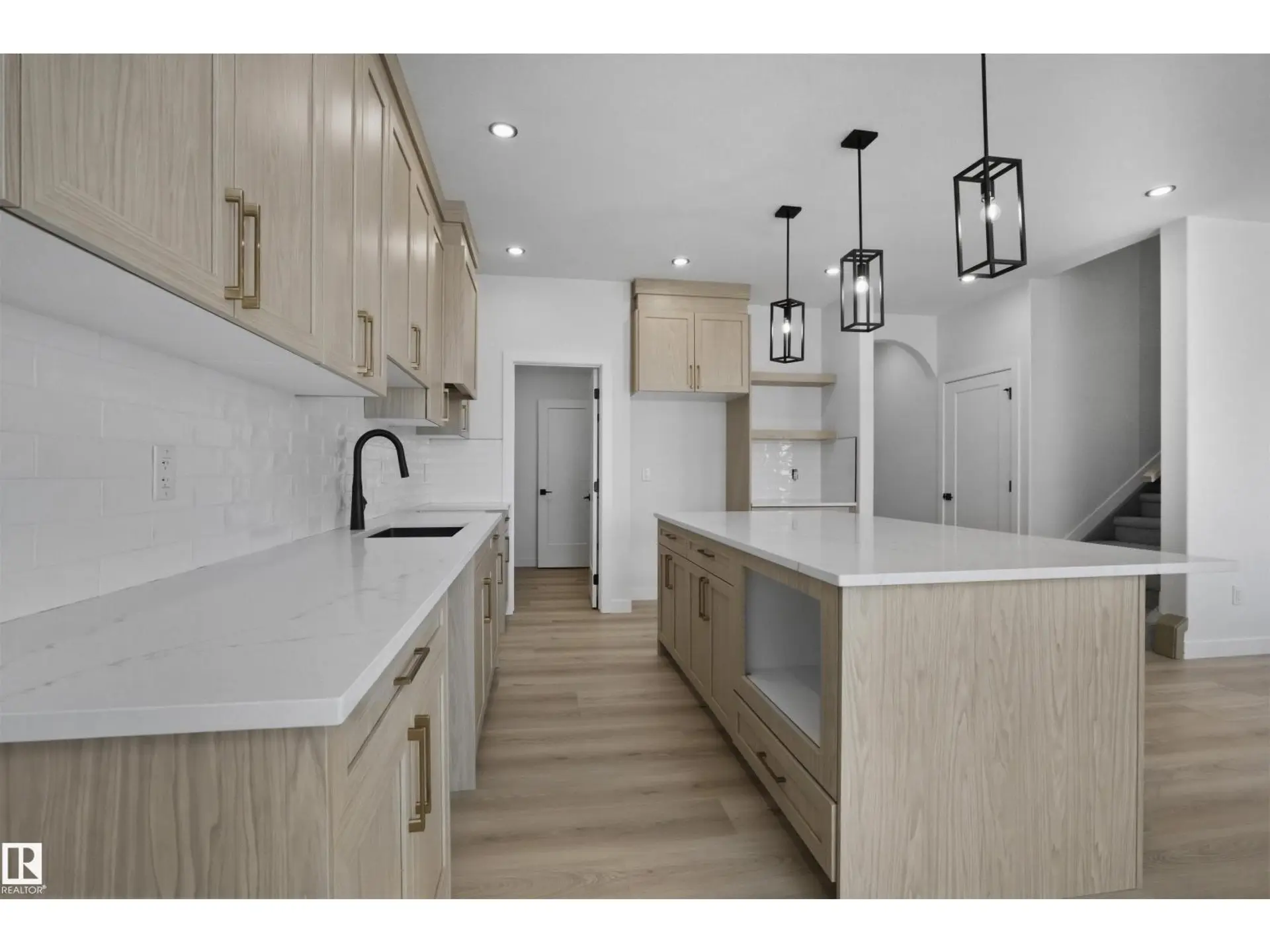 Property at 3304 CHICKADEE DRIVE NW, Edmonton, AB