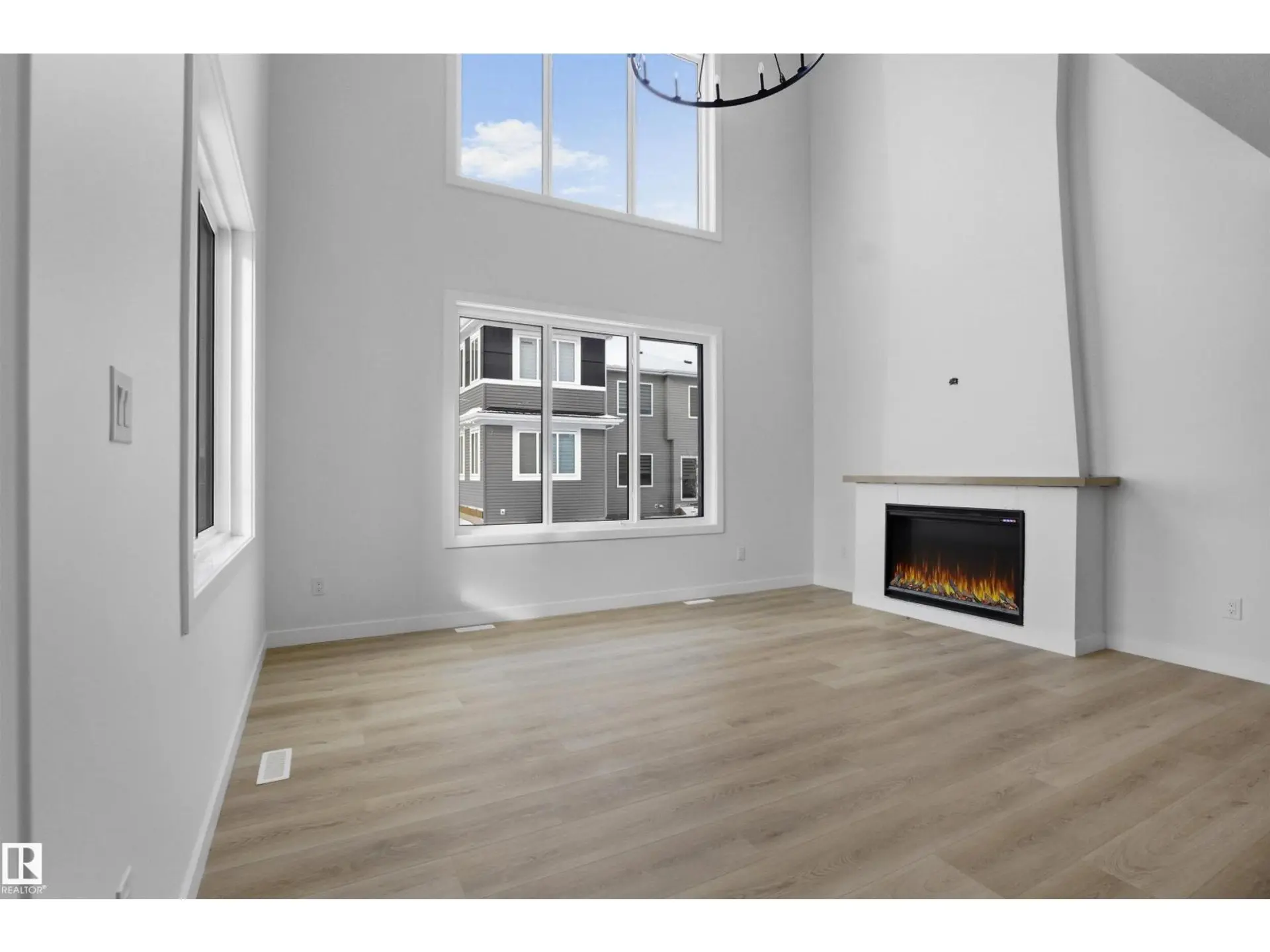 Property at 3304 CHICKADEE DRIVE NW, Edmonton, AB