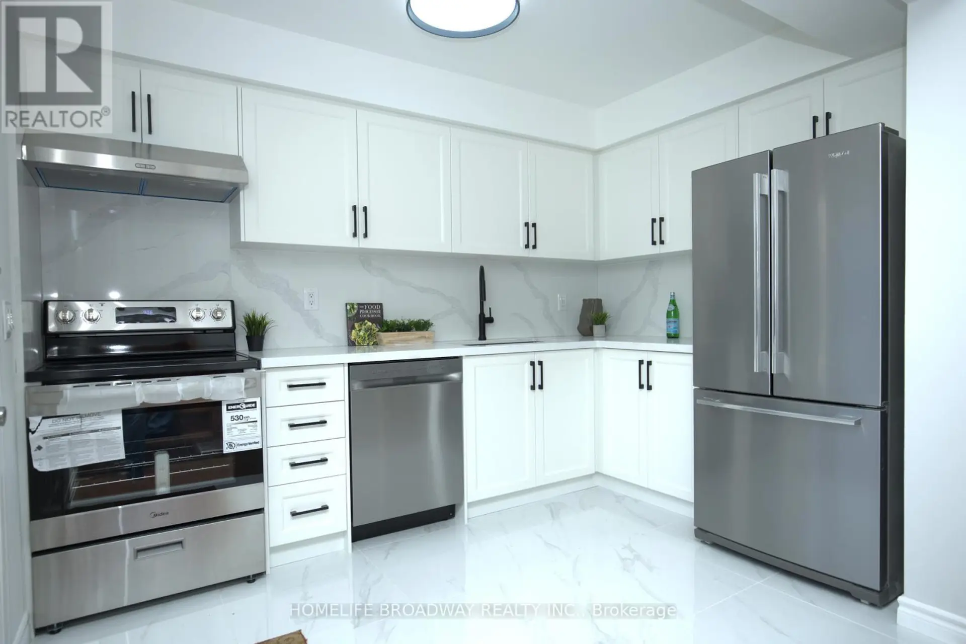 Property at 378 BUR OAK AVENUE, Markham, ON