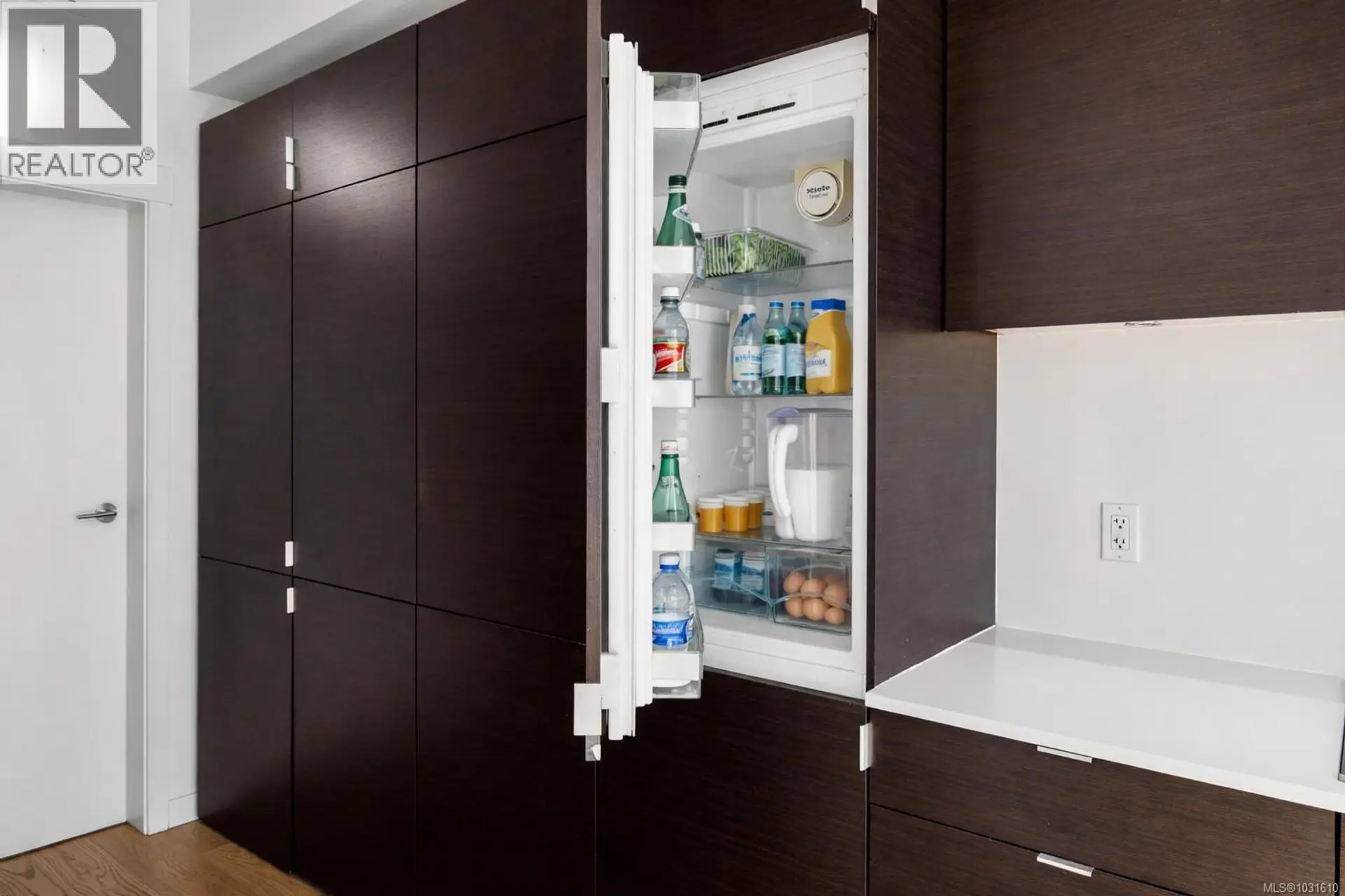 Property at #304 770 FISGARD ST, Victoria, BC