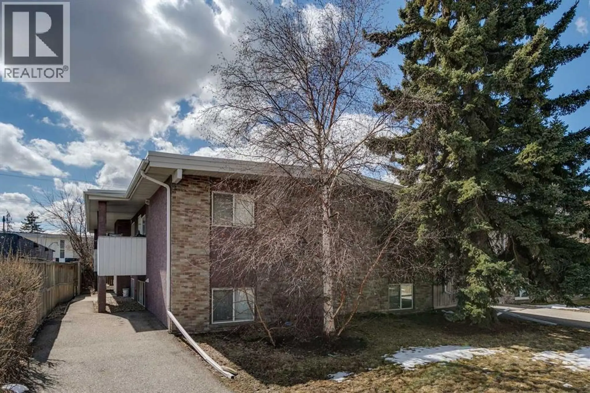Property at #4 605 67 AVENUE SW, Calgary, AB