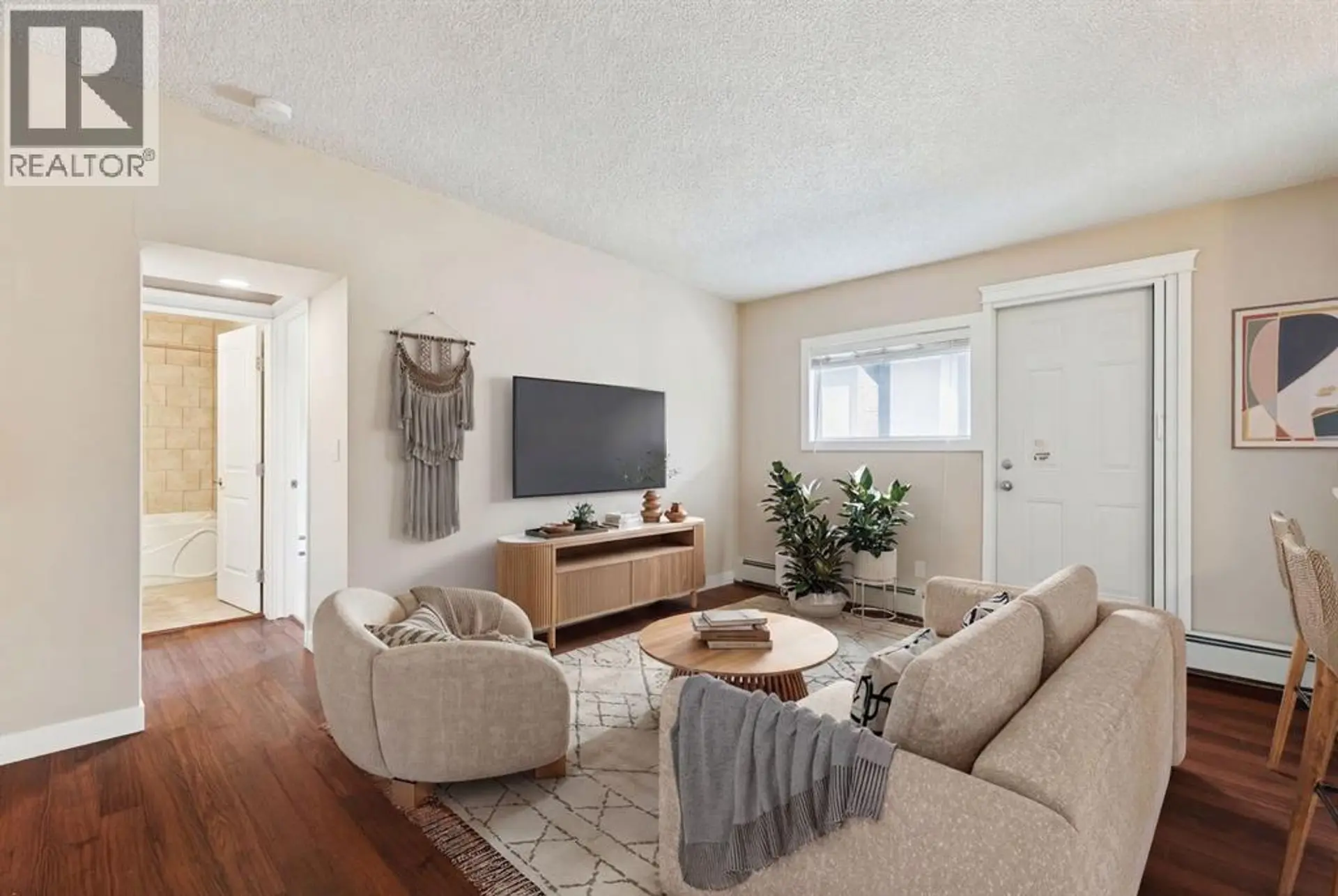 Property at #4 605 67 AVENUE SW, Calgary, AB