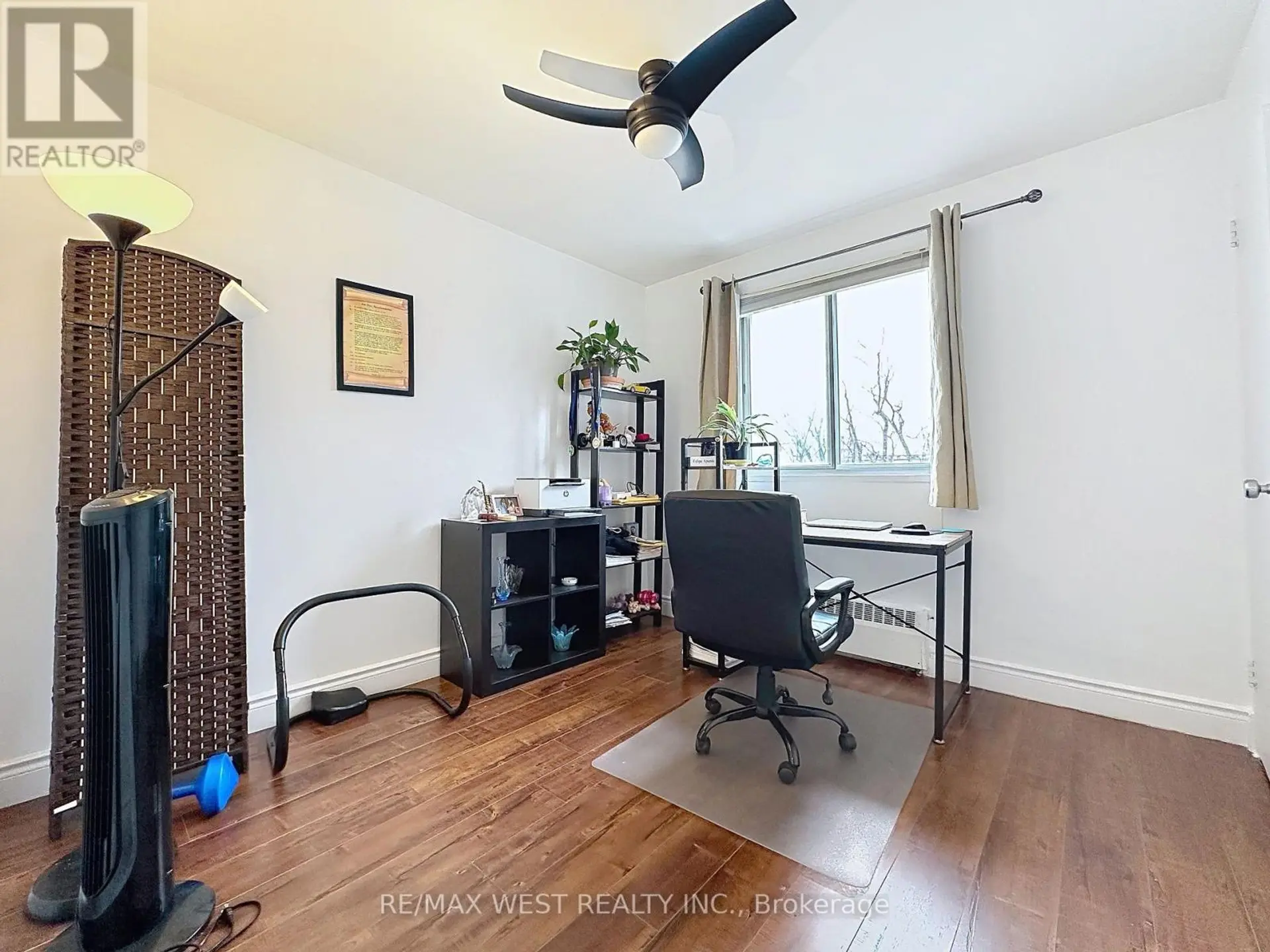 #206 800 KENNEDY ROAD - Image 18