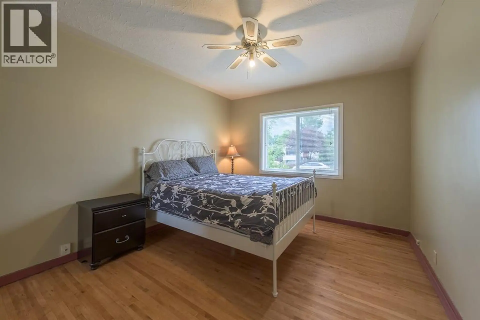 Property at 202 15 AVENUE NE, Calgary, AB