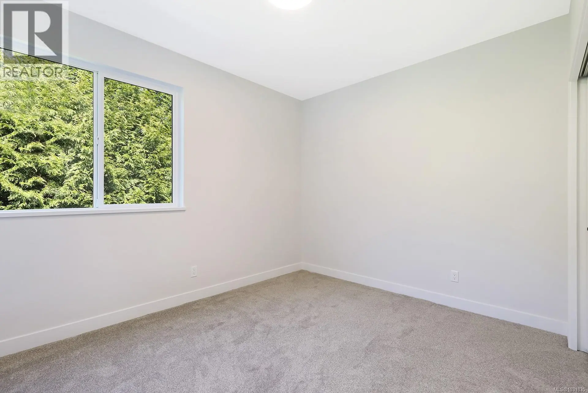 Property at #16 1505 CROATION RD, Campbell River, BC