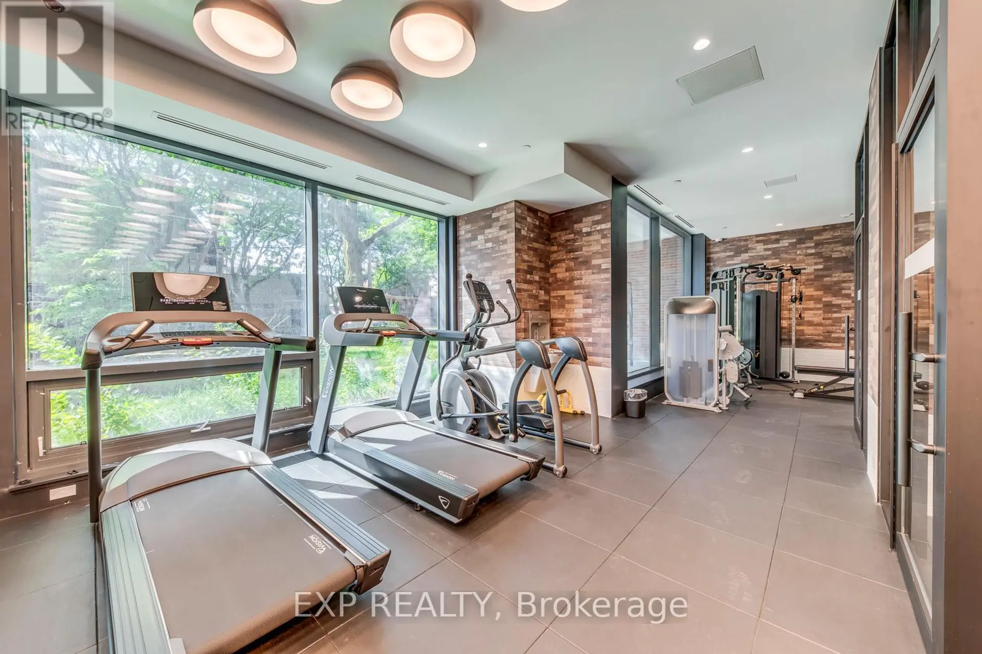 #415 5 LAKEVIEW AVENUE - Image 19