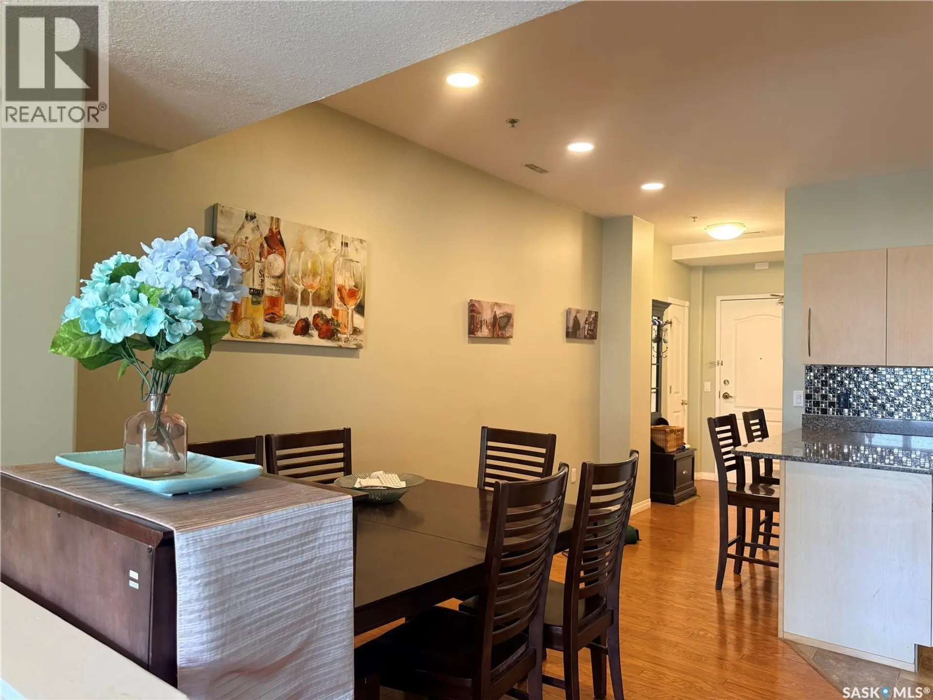 #1207 1901 Victoria AVENUE - Image 8
