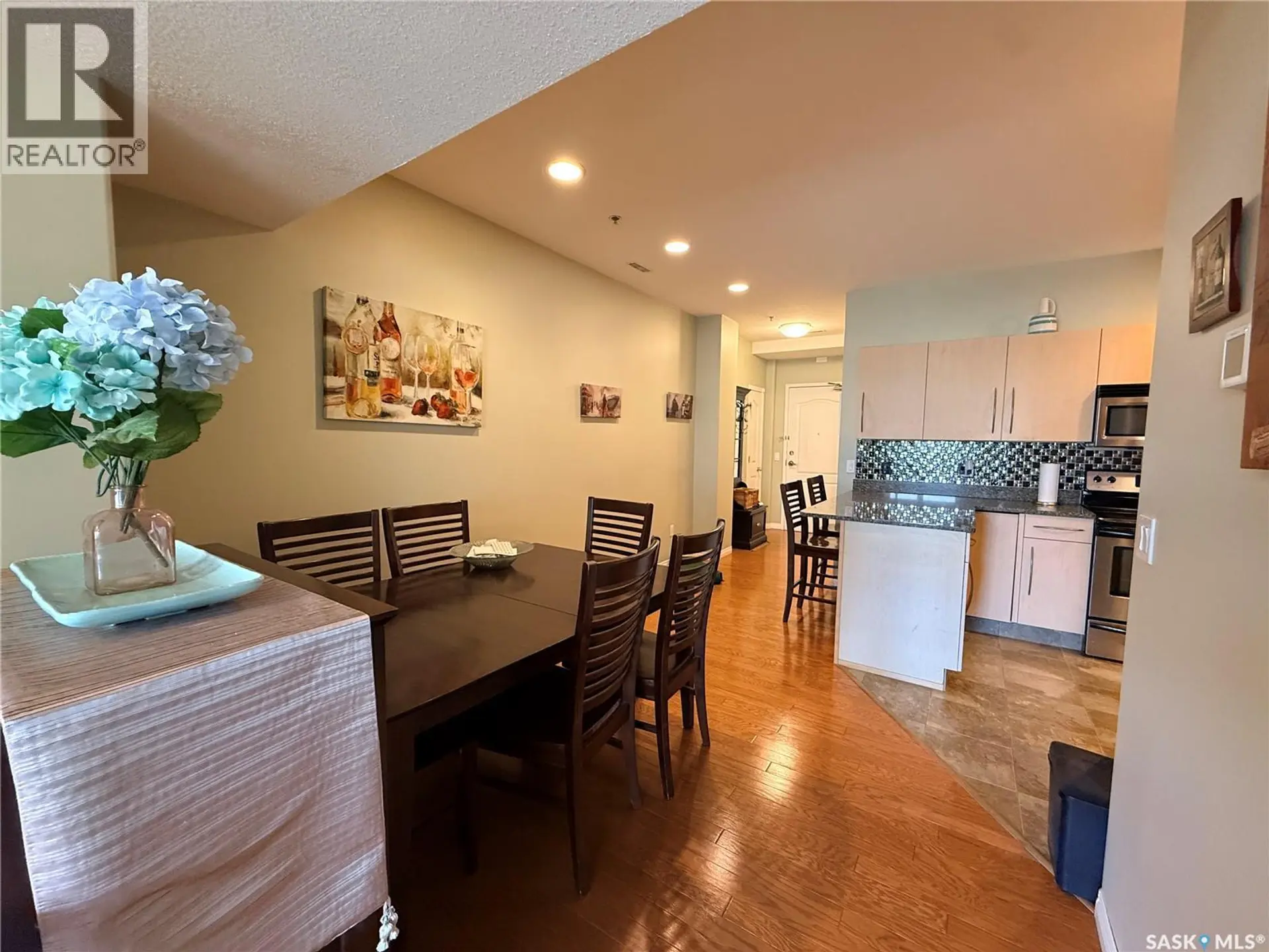 #1207 1901 Victoria AVENUE - Image 9