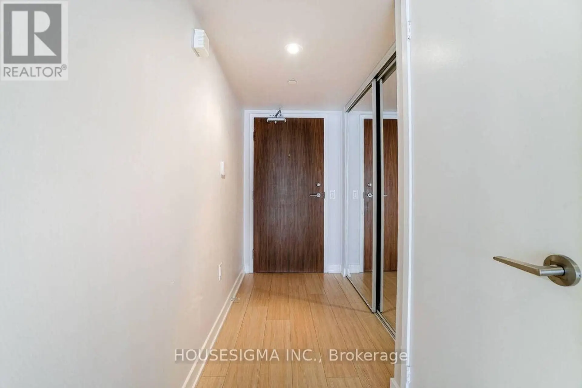 #2503 85 QUEENS WHARF ROAD - Image 2