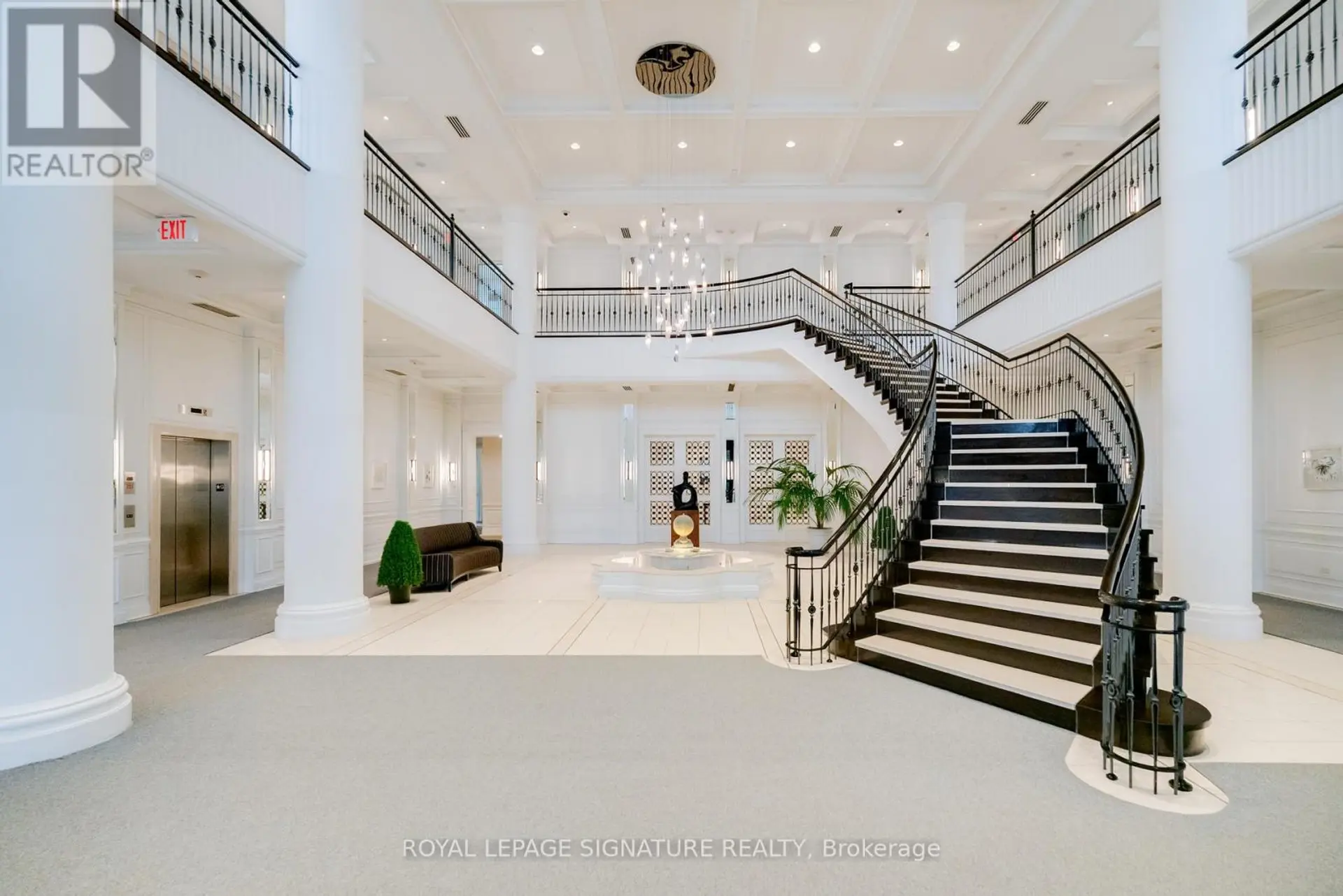 #2408 15 GREENVIEW AVENUE - Image 2