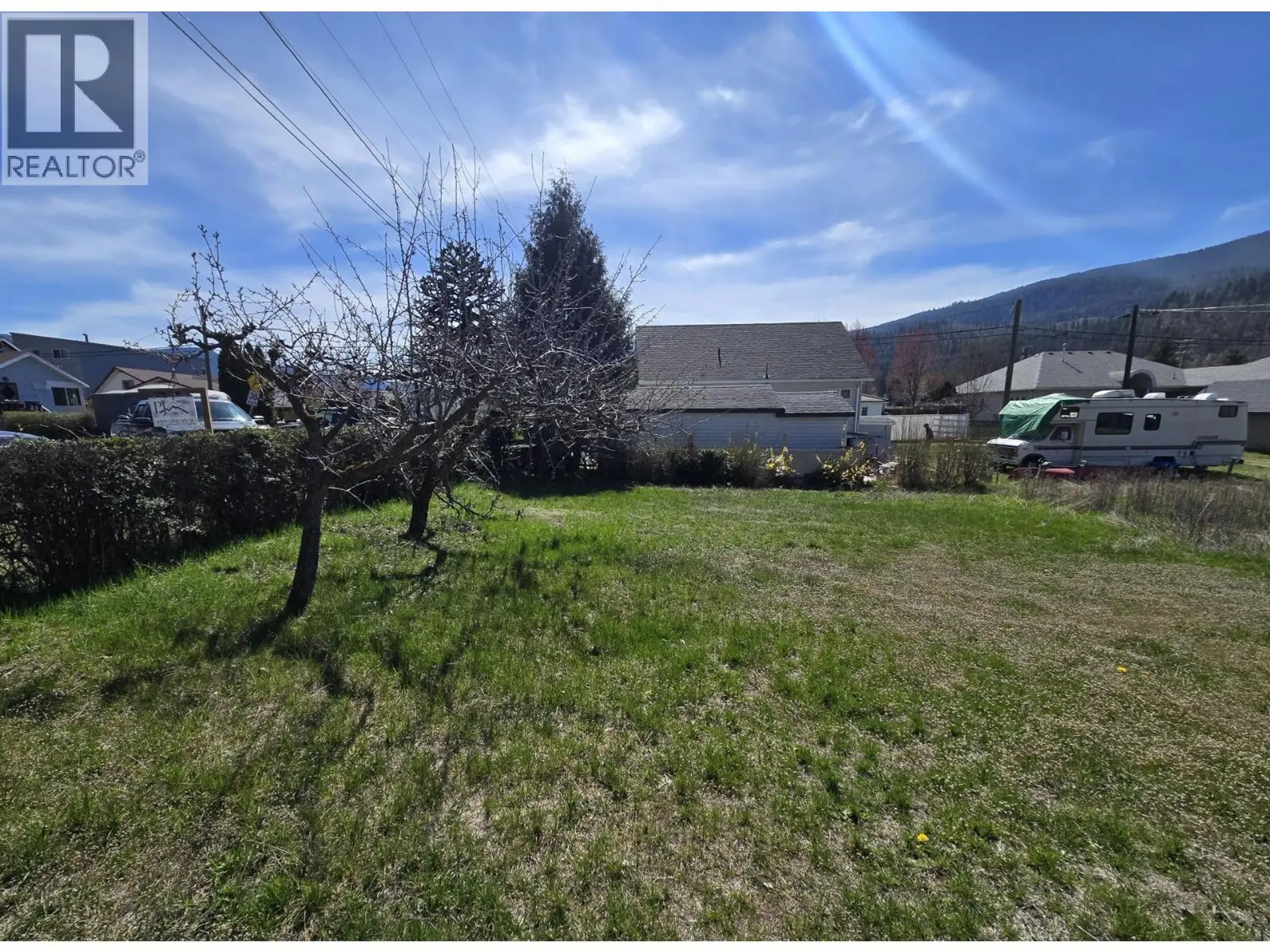 Property at 106 9TH AVENUE, Castlegar, BC