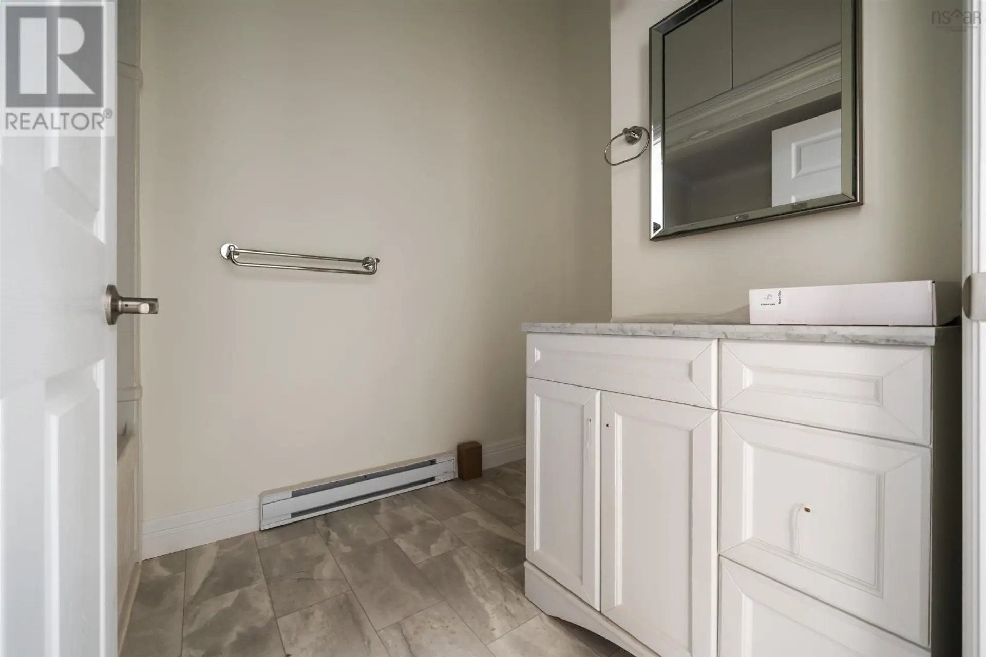 9 SUMMER HILL PLACE - Image 15