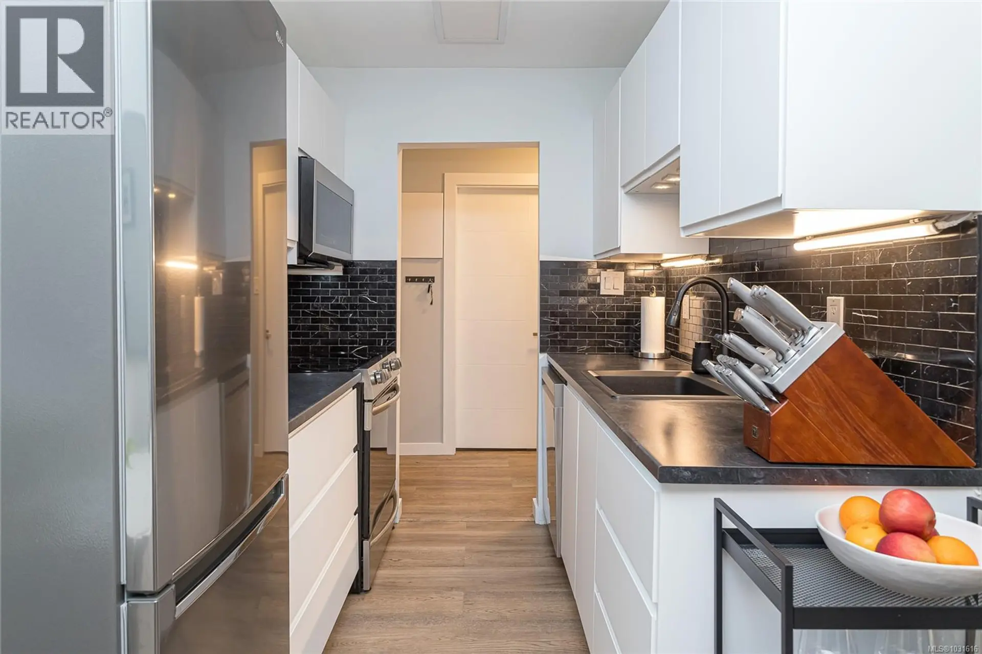 Property at #109 1655 BEGBIE ST, Victoria, BC