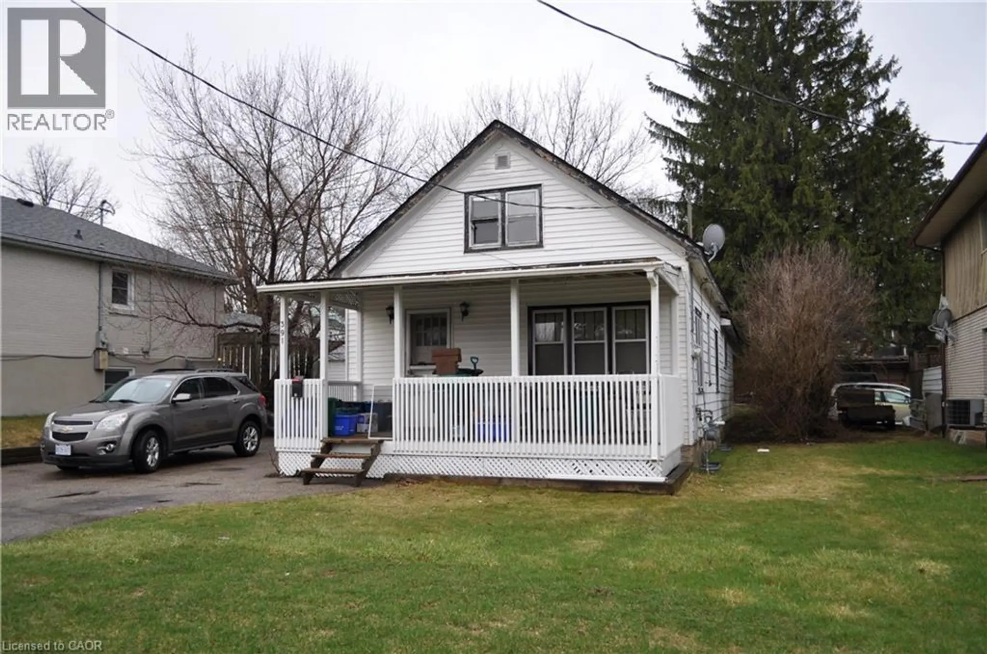 391 LAWRENCE AVENUE - Image 4