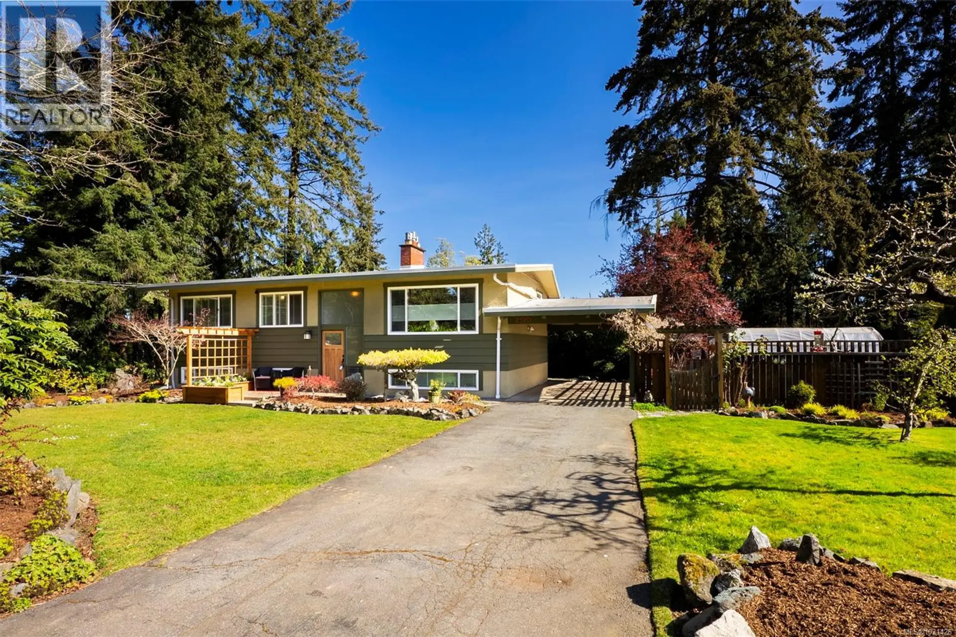 Property at 2370 Marlborough Dr, Nanaimo, BC