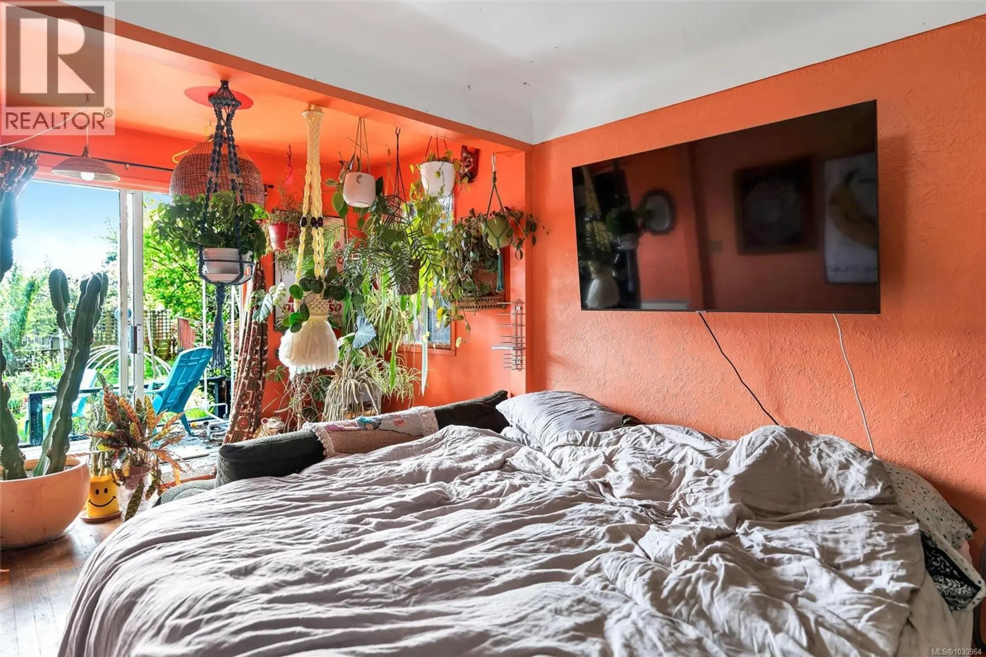 Property at 1669 KISBER AVE, Saanich, BC