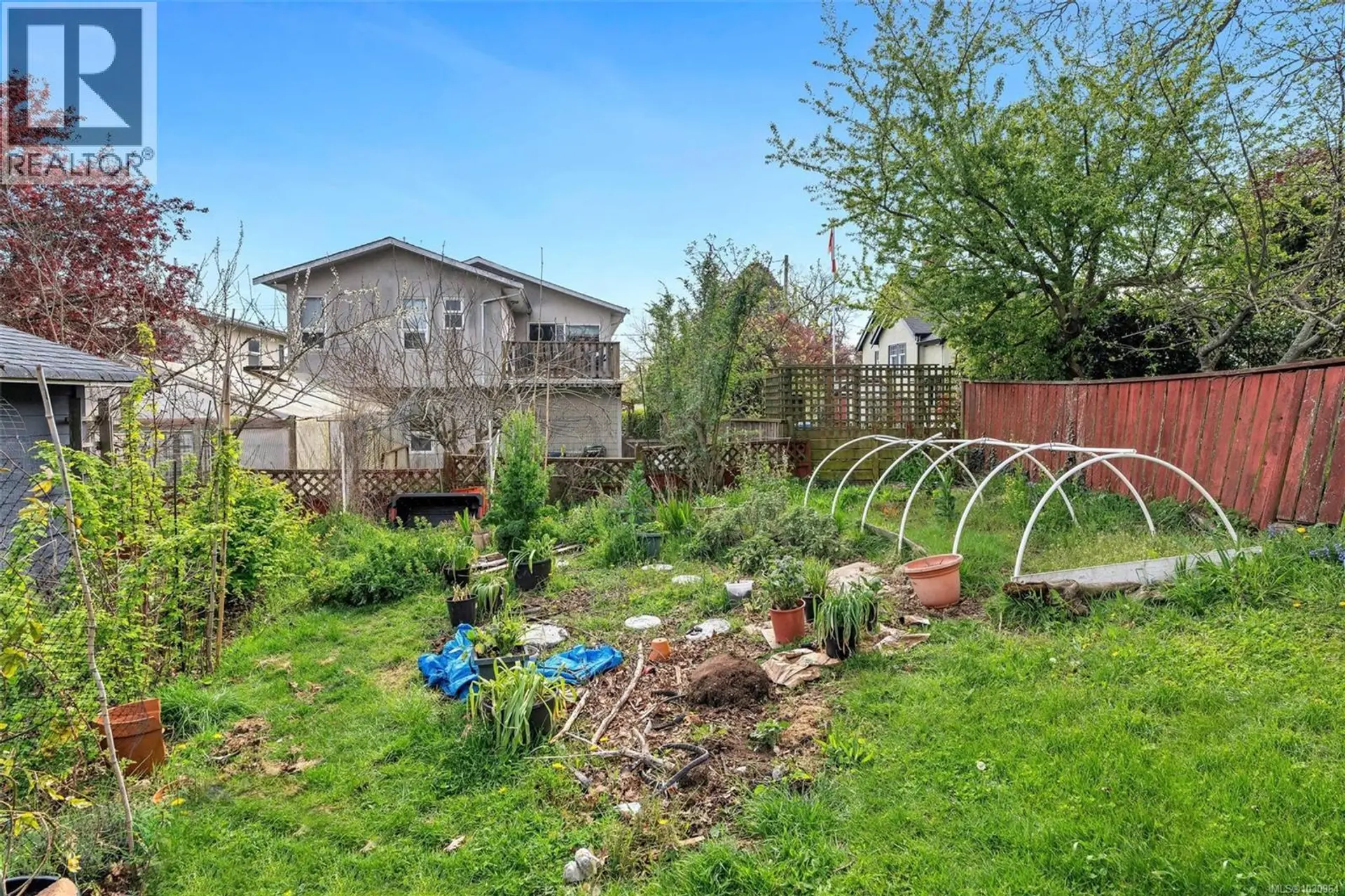 Property at 1669 KISBER AVE, Saanich, BC