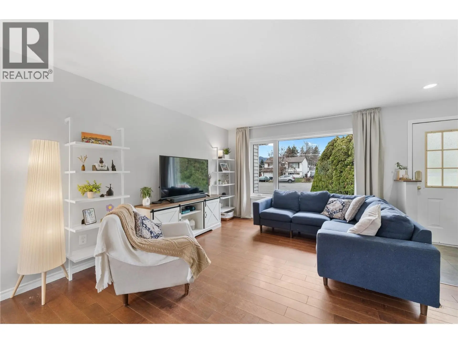 Property at 1233 Turri Avenue, Kelowna, BC
