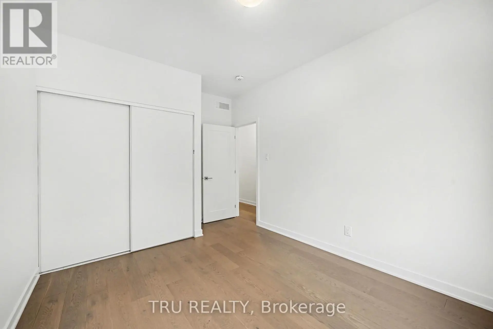 935 COLOGNE STREET - Image 12