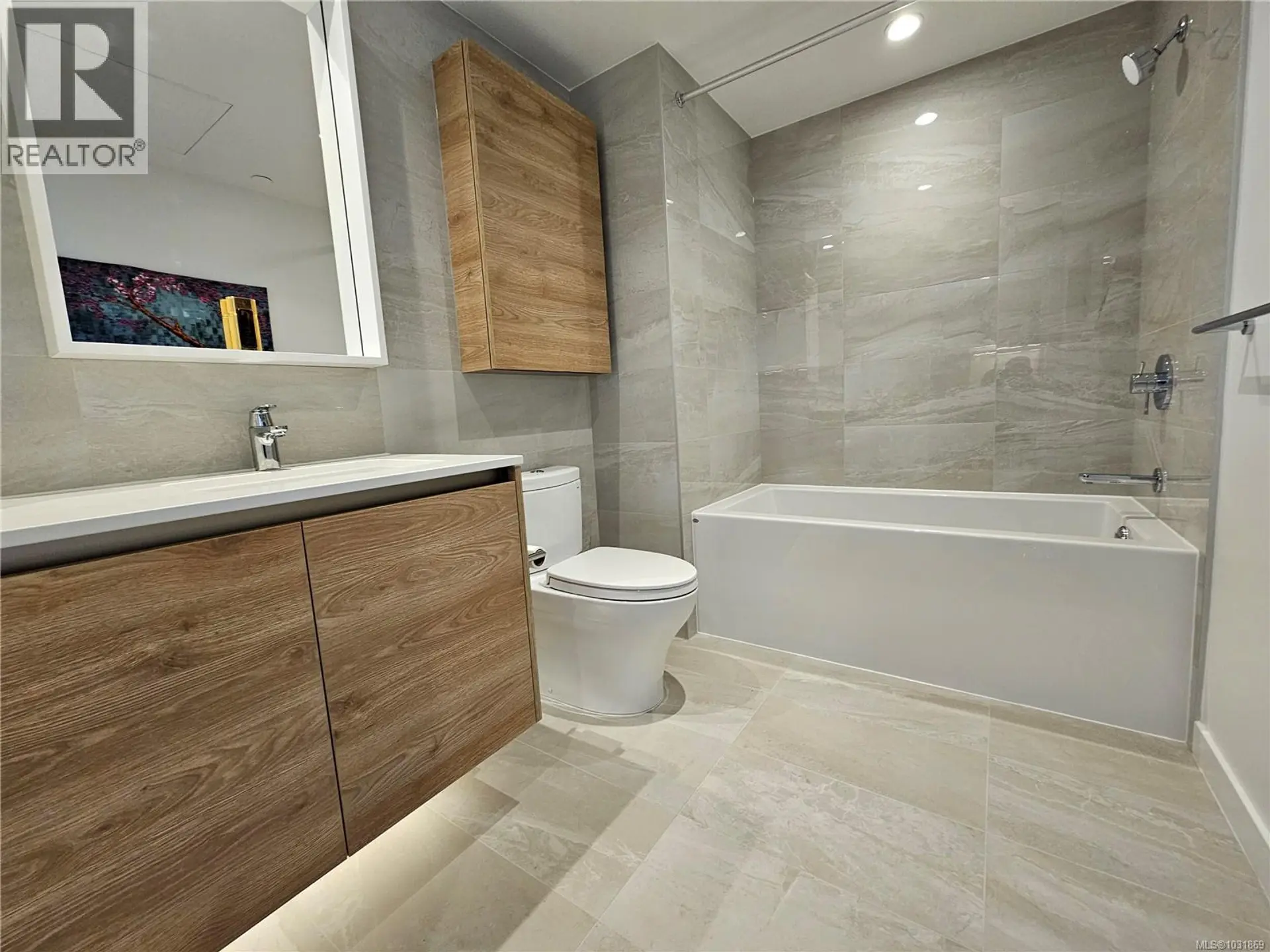 Property at #504 363 TYEE RD, Victoria, BC