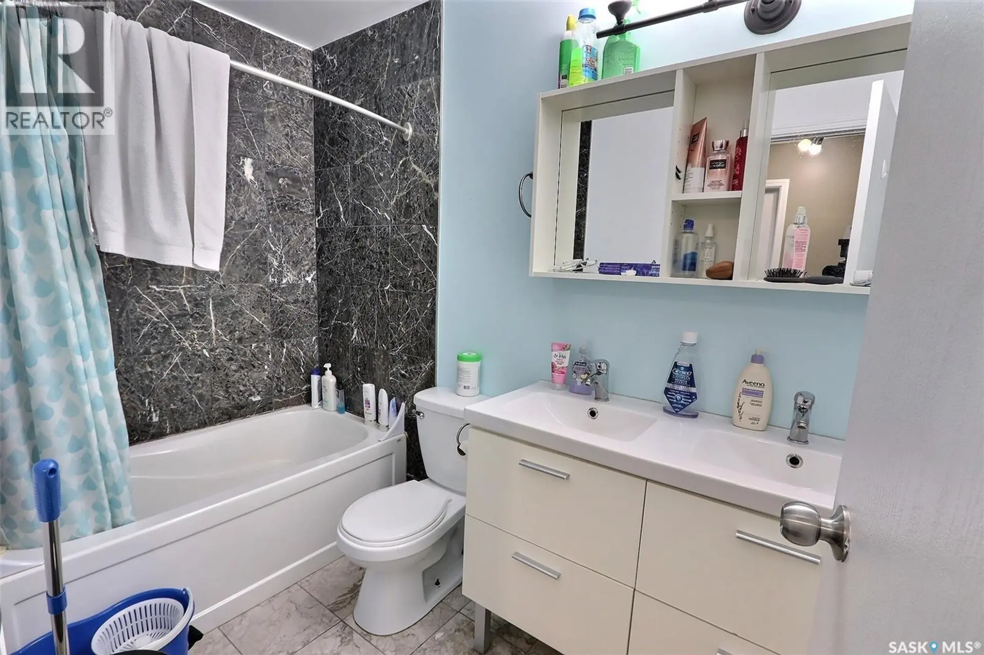 835 7TH STREET E - Image 8