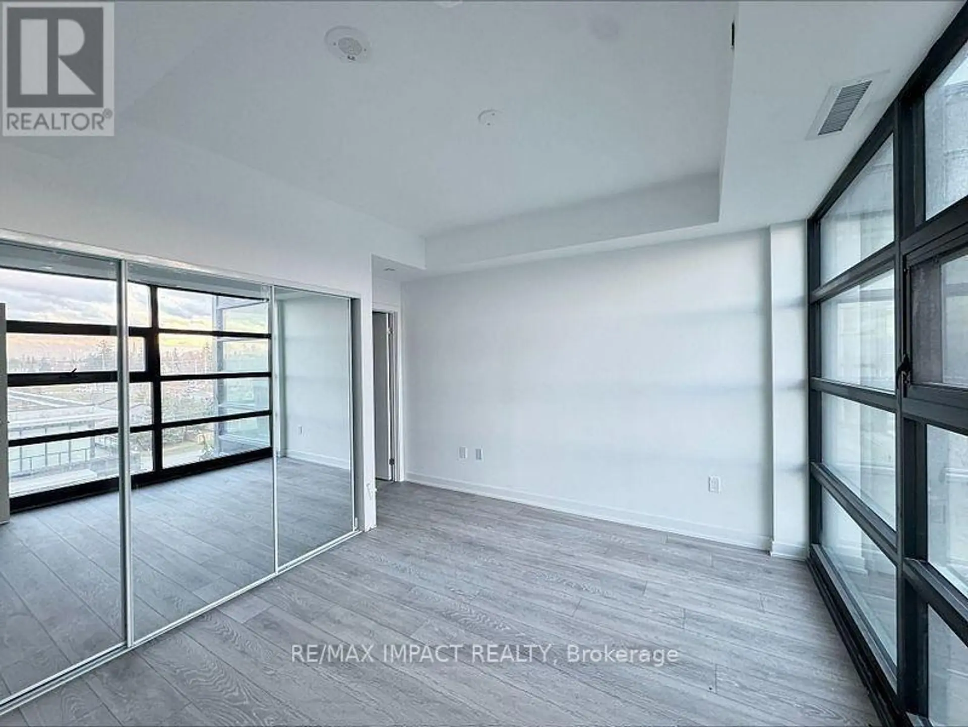 #603 1606 CHARLES STREET - Image 6