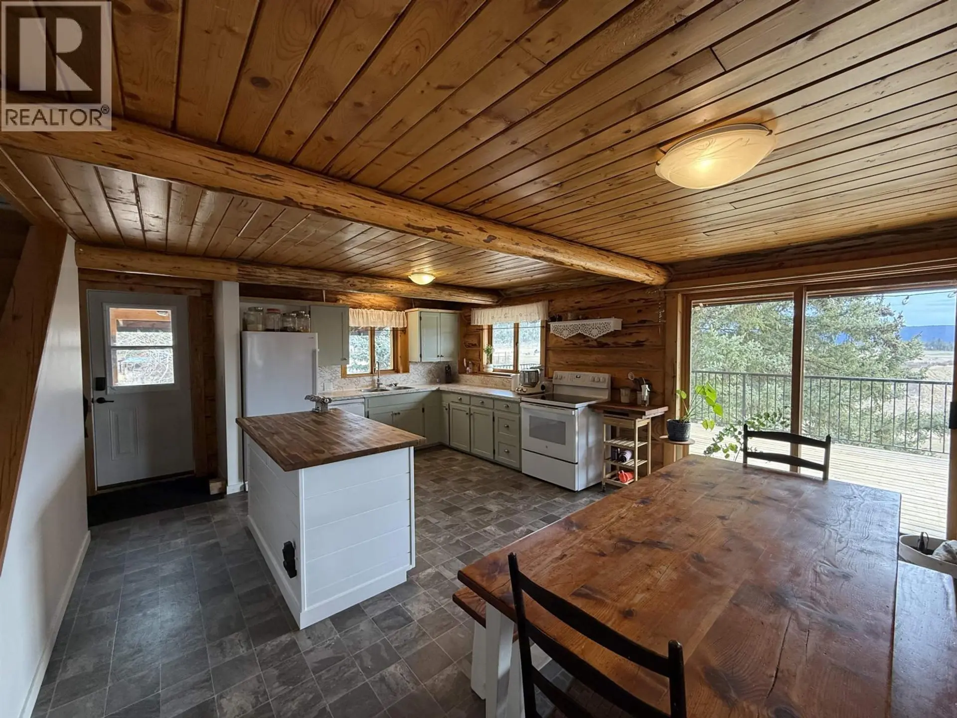 Property at 3041 MELDRUM CREEK ROAD, Williams Lake, BC