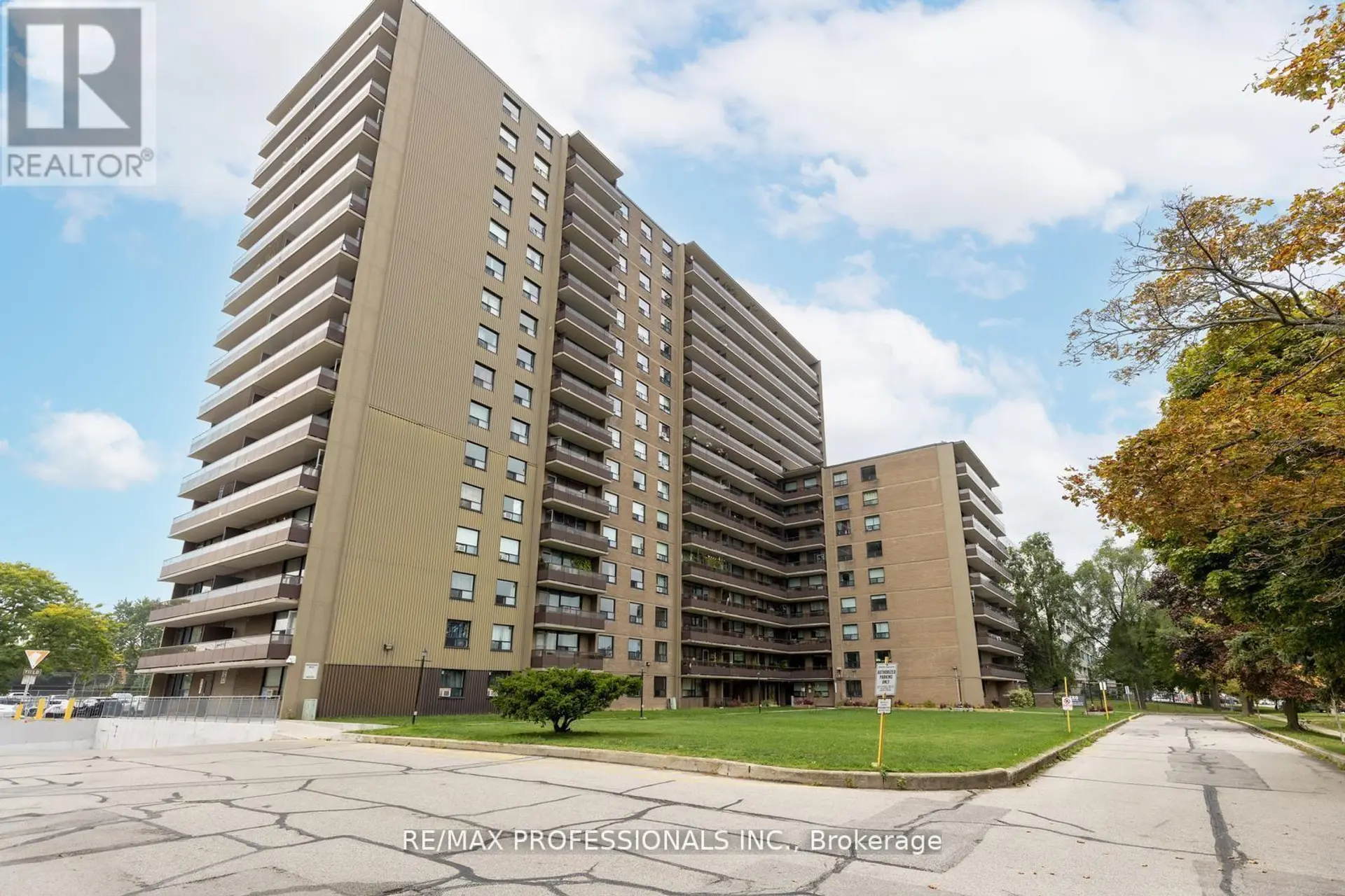 #1704 180 MARKHAM ROAD - Image 1