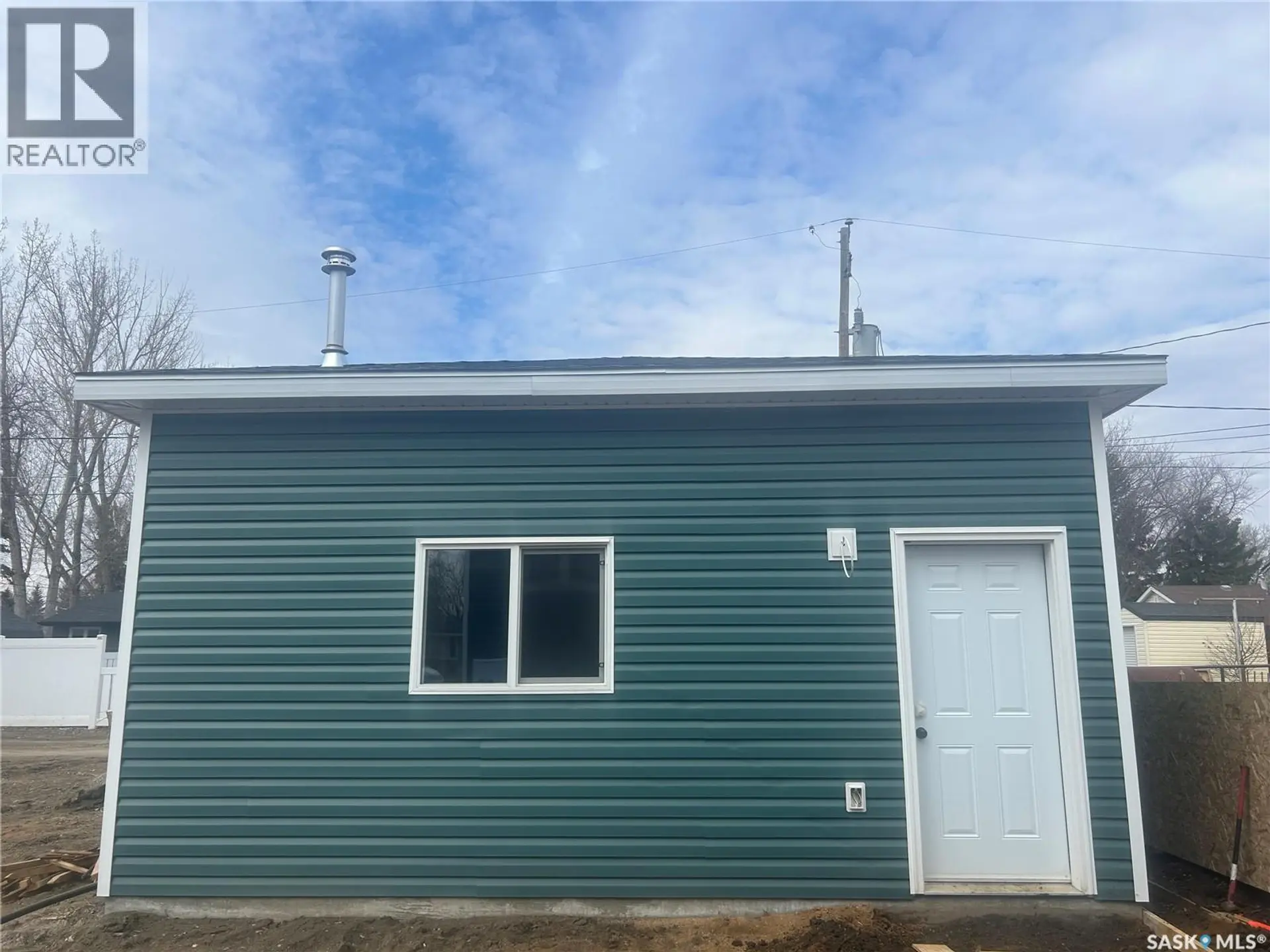 1314 CONNAUGHT AVENUE - Image 3